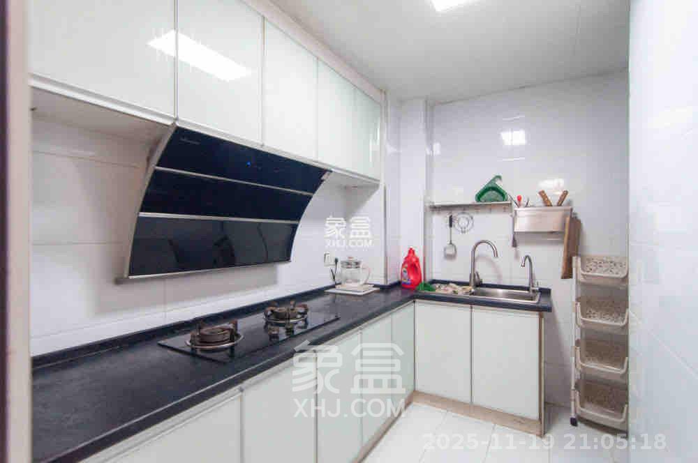 高盛华成  3室2厅1卫    2300.0元/月室内图