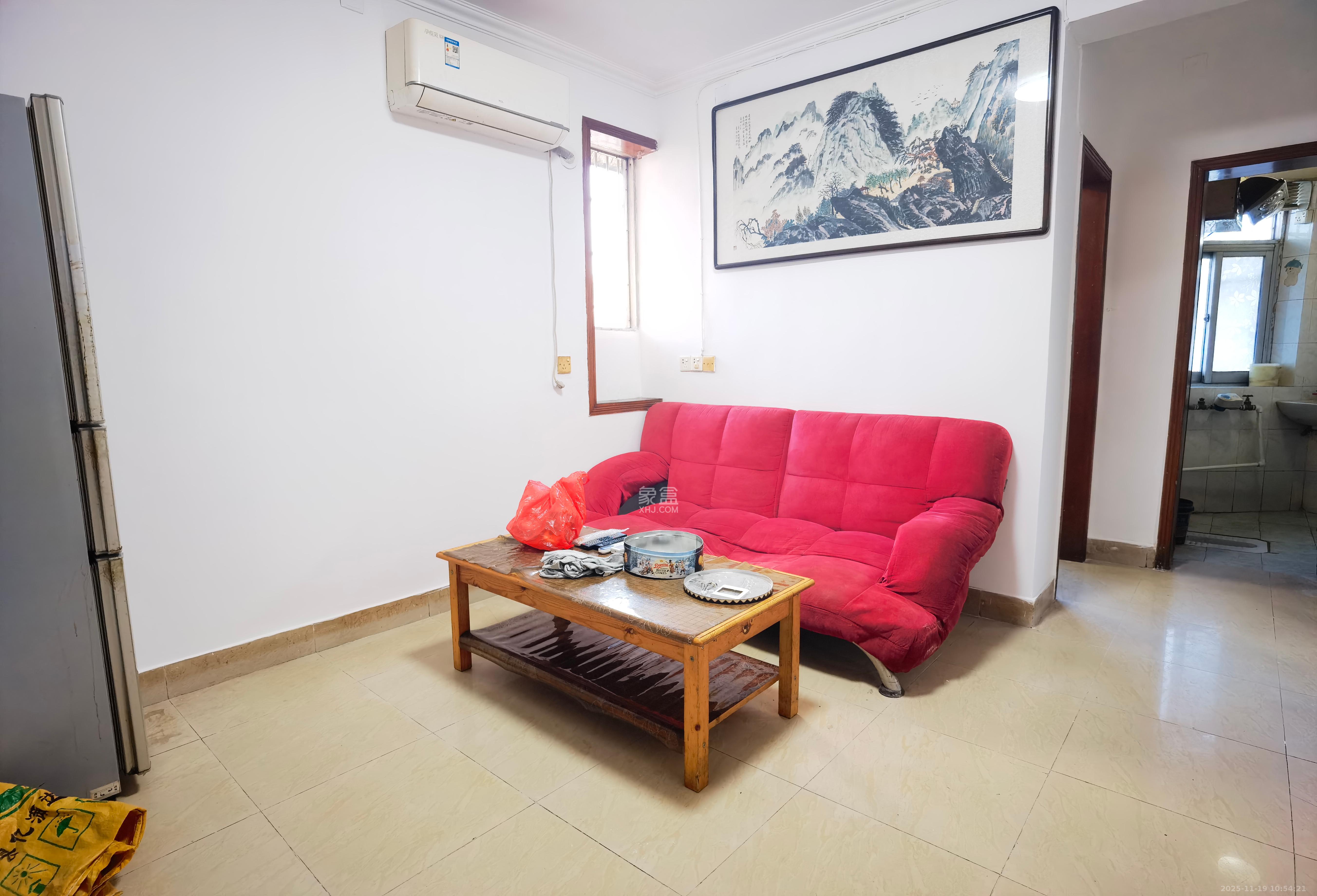 复兴公寓（复兴街65号）  1室0厅0卫    1200.0元/月室内图1