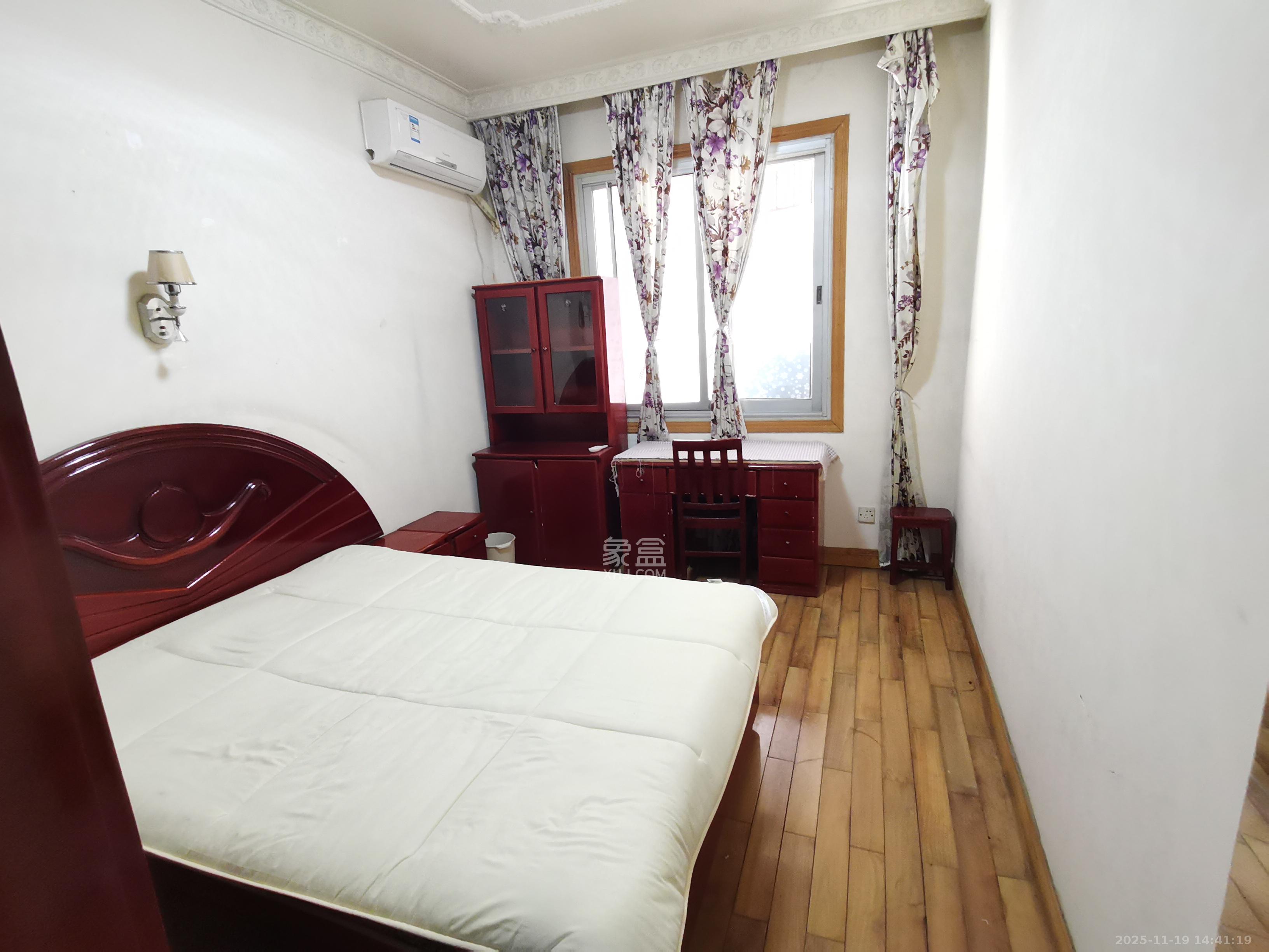 有色金属研究院(湖南有色金属研究院第一、二生活区) 3室2厅1卫 2200.0元/月 有色金属研究院(湖南有色金属研究院第一、二生活区) 3室2厅1卫 2200.0元/月室内图