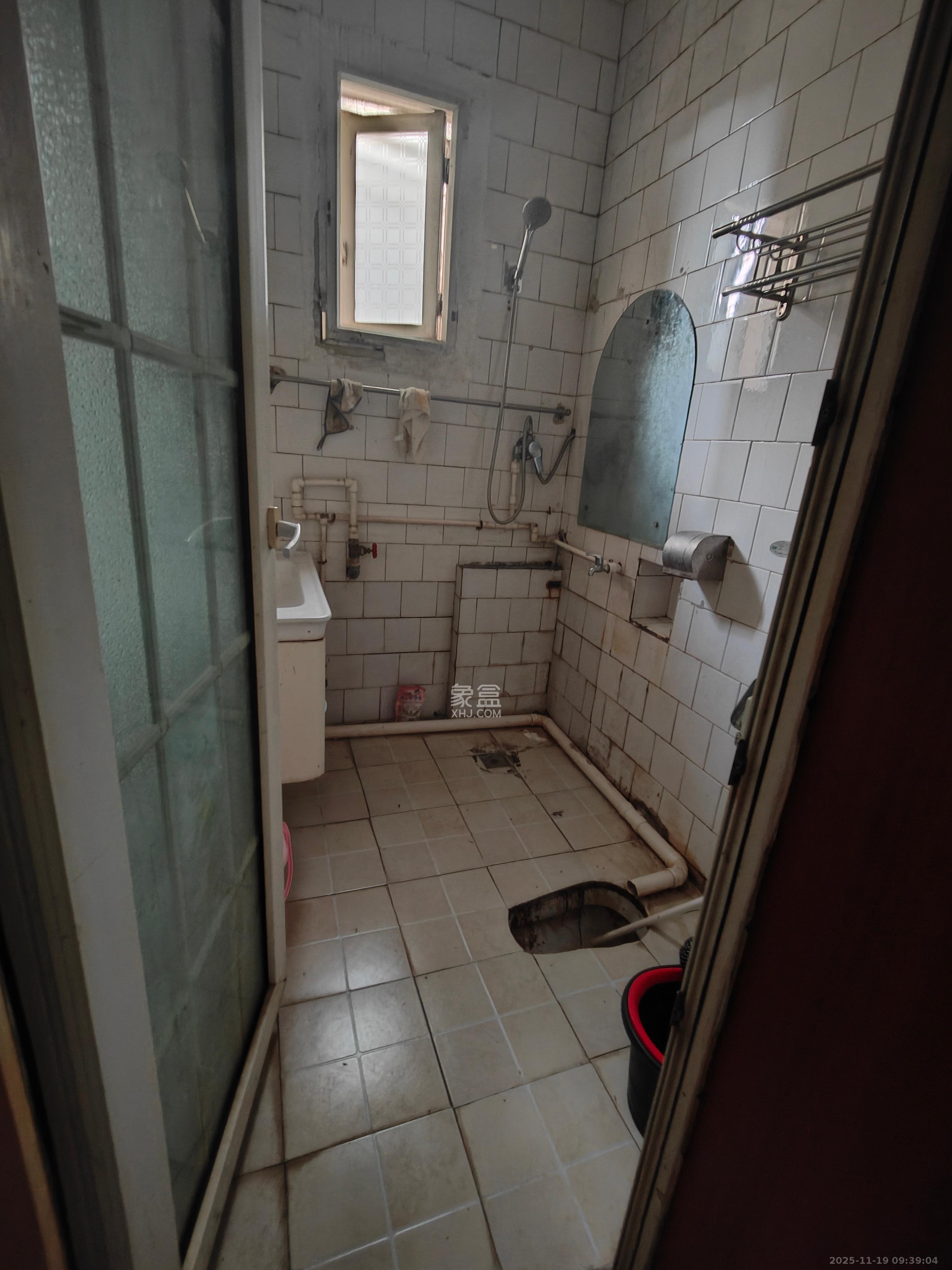 华达家园 3室1厅1卫 1000.0元/月 华达家园 3室1厅1卫 1000.0元/月室内图