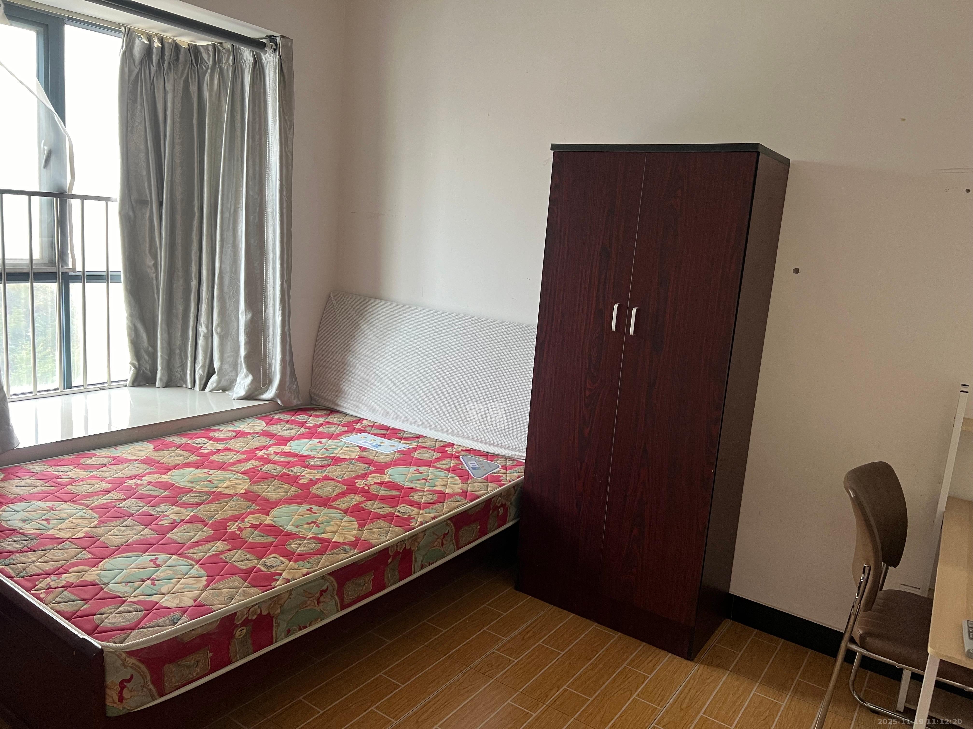 标志浪漫满屋（枫景公寓）  1室1厅1卫    1400.0元/月室内图