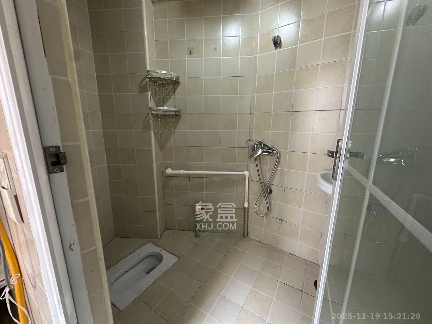 凯通国际城(凯通朝庭) 1室0厅0卫 1200.0元/月 凯通国际城(凯通朝庭) 1室0厅0卫 1200.0元/月室内图