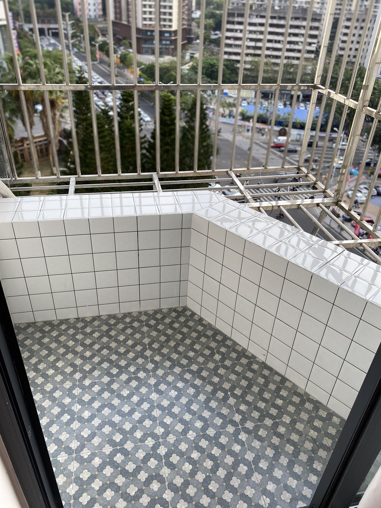 红玫瑰大厦 1室1厅1卫 2000.0元/月 红玫瑰大厦 1室1厅1卫 2000.0元/月室内图