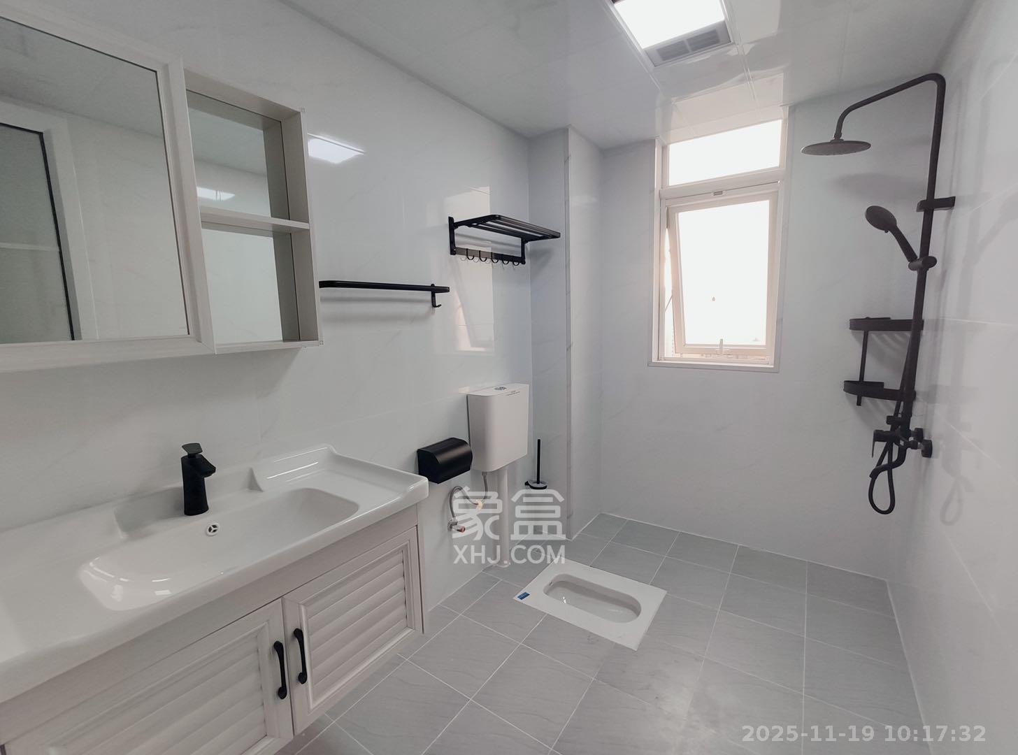 北辰三角洲C3区 5室2厅3卫 6500.0元/月 北辰三角洲C3区 5室2厅3卫 6500.0元/月室内图