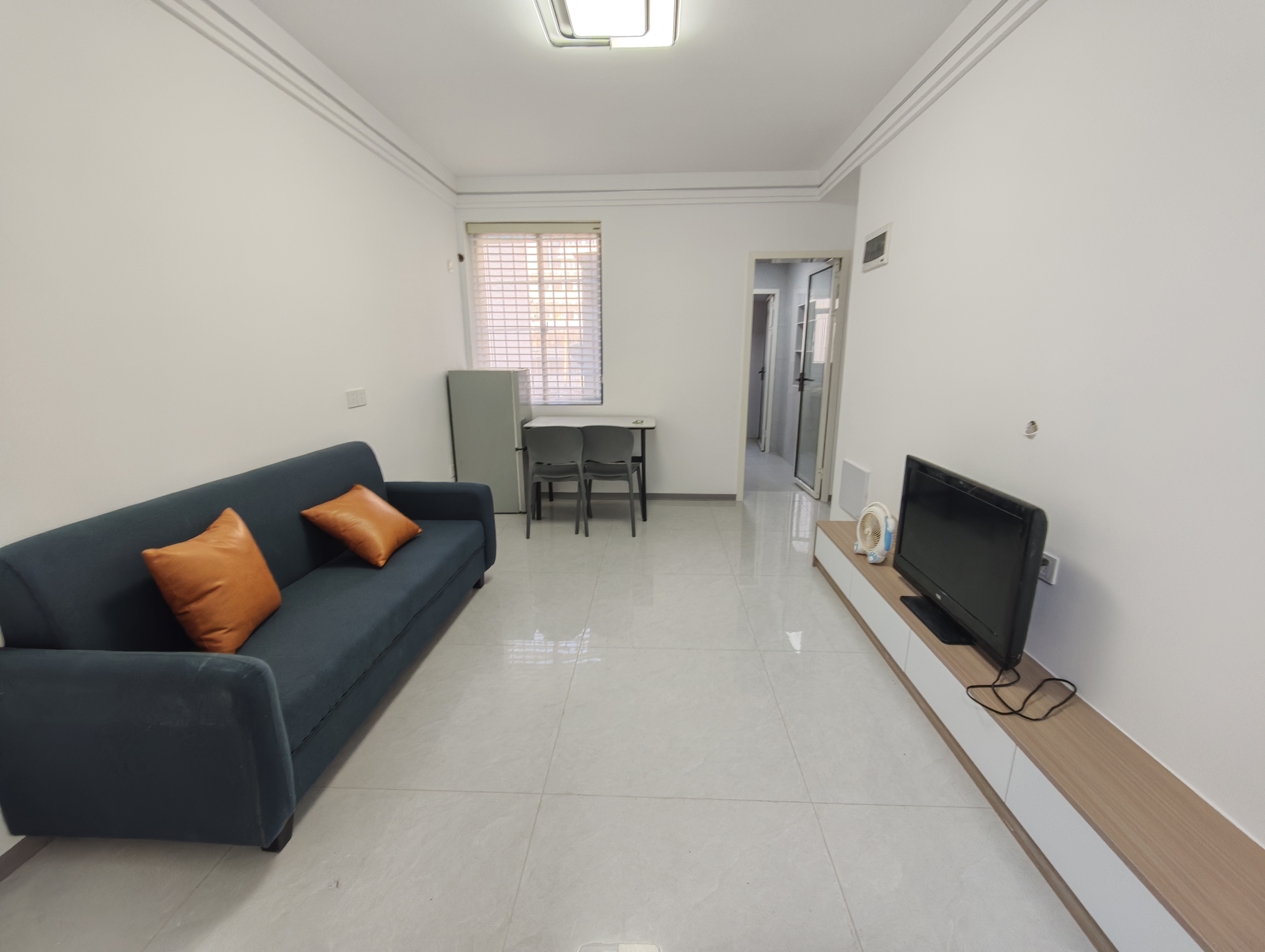 乔庄社区  2室2厅1卫    2300.0元/月户型图