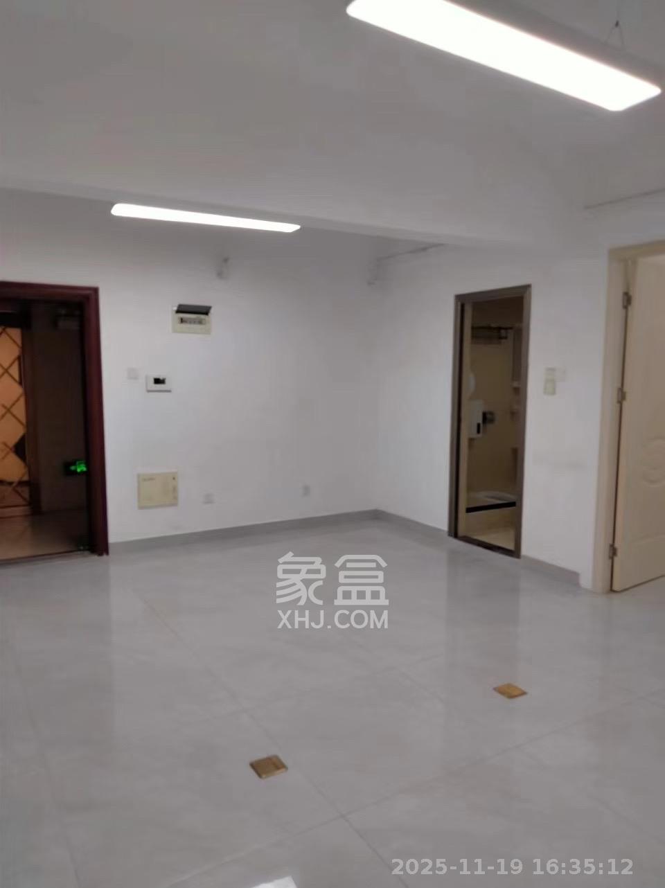 东友星座  1室1厅1卫    3000.0元/月室内图