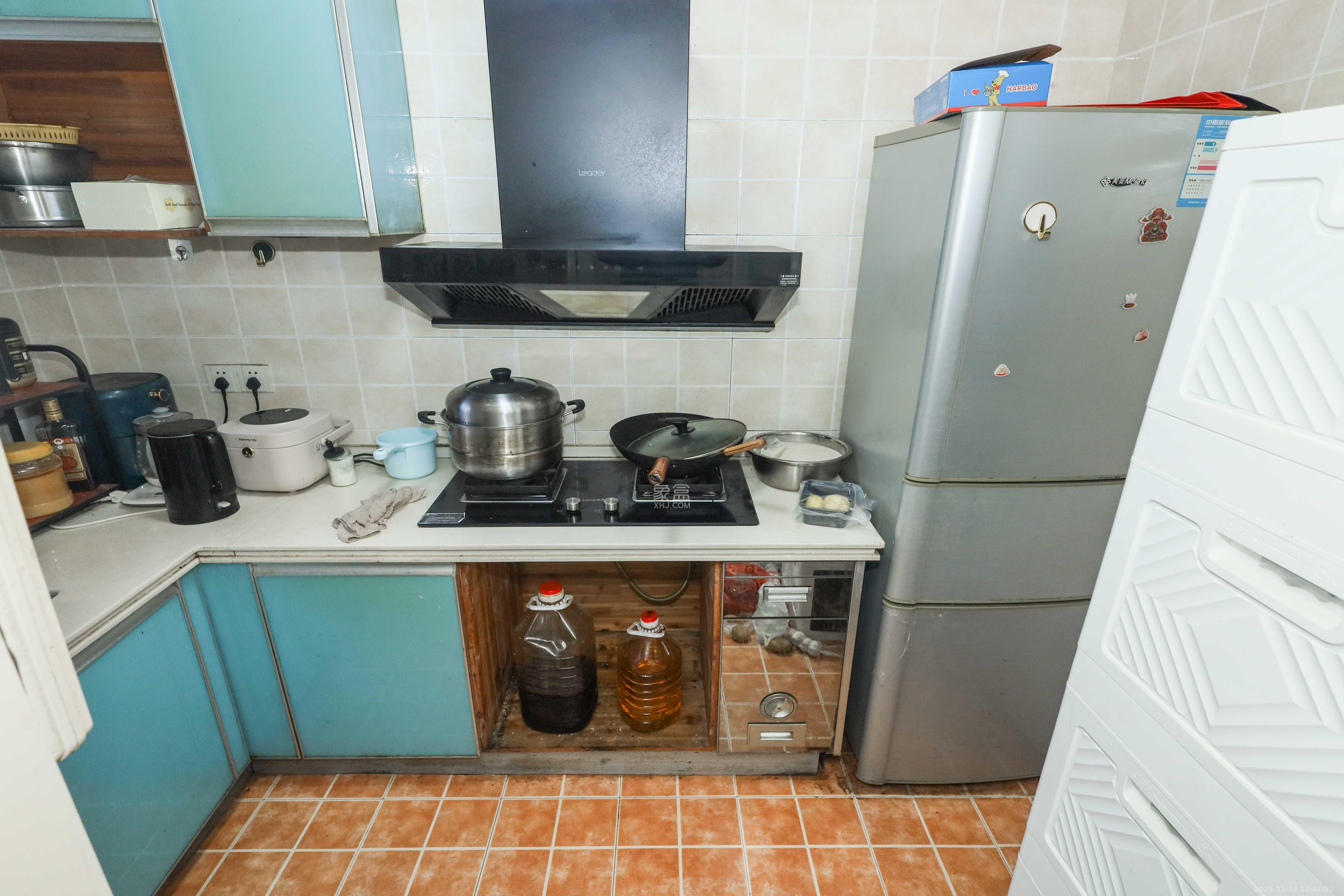 保利麓谷林语A区  3室2厅1卫    59.0万厨房