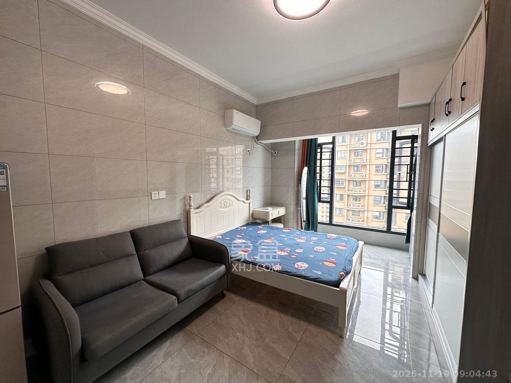 嘉雨兴园  1室1厅2卫    1800.0元/月