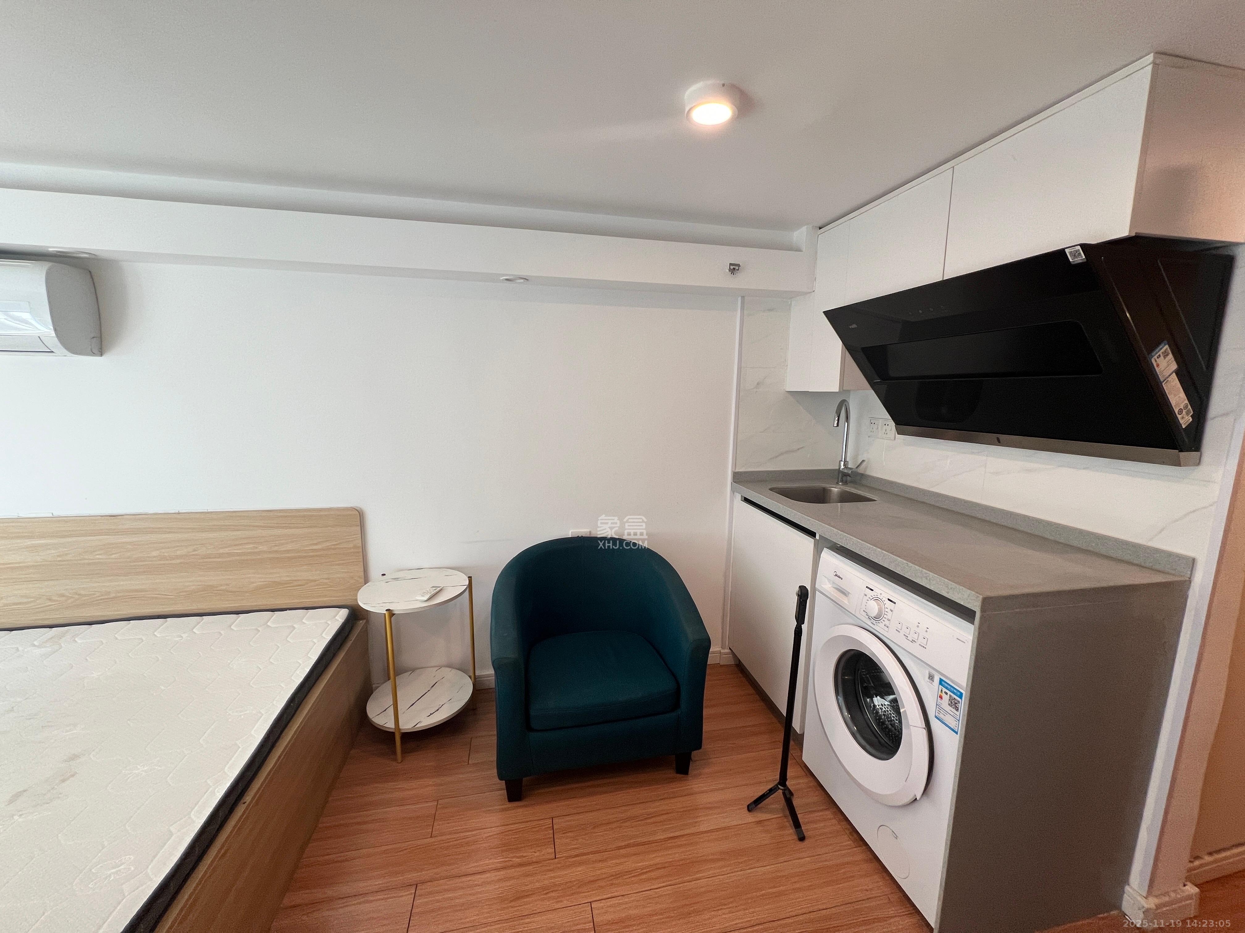 卓越江岸 1室0厅0卫 1100.0元/月 卓越江岸 1室0厅0卫 1100.0元/月室内图