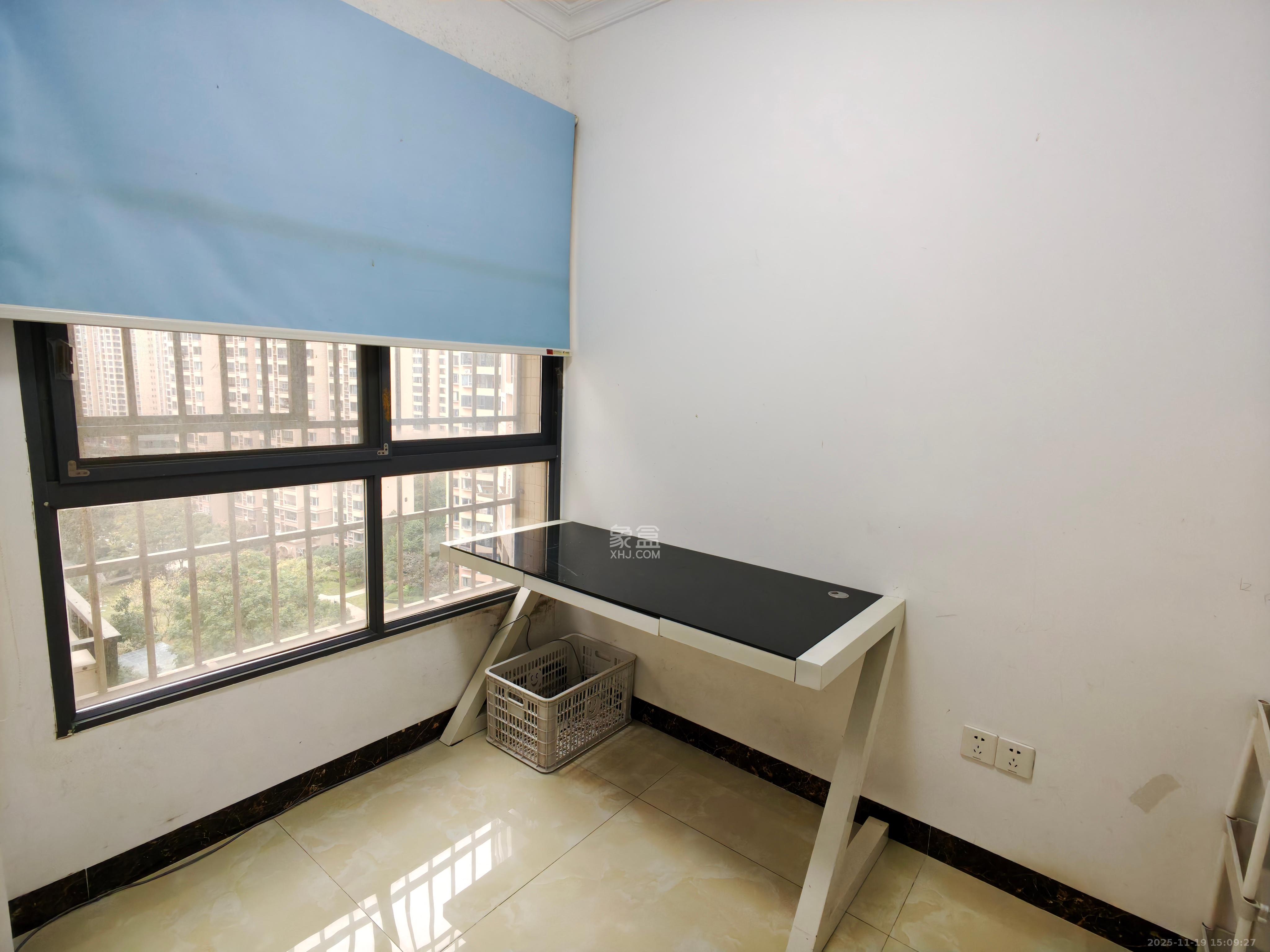 钱隆世家 3室2厅1卫 2000.0元/月 钱隆世家 3室2厅1卫 2000.0元/月室内图