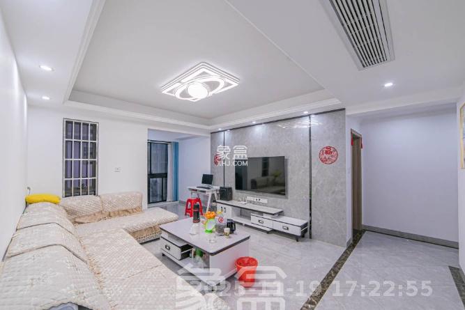 国泰九龙湾  4室2厅2卫    130.0万