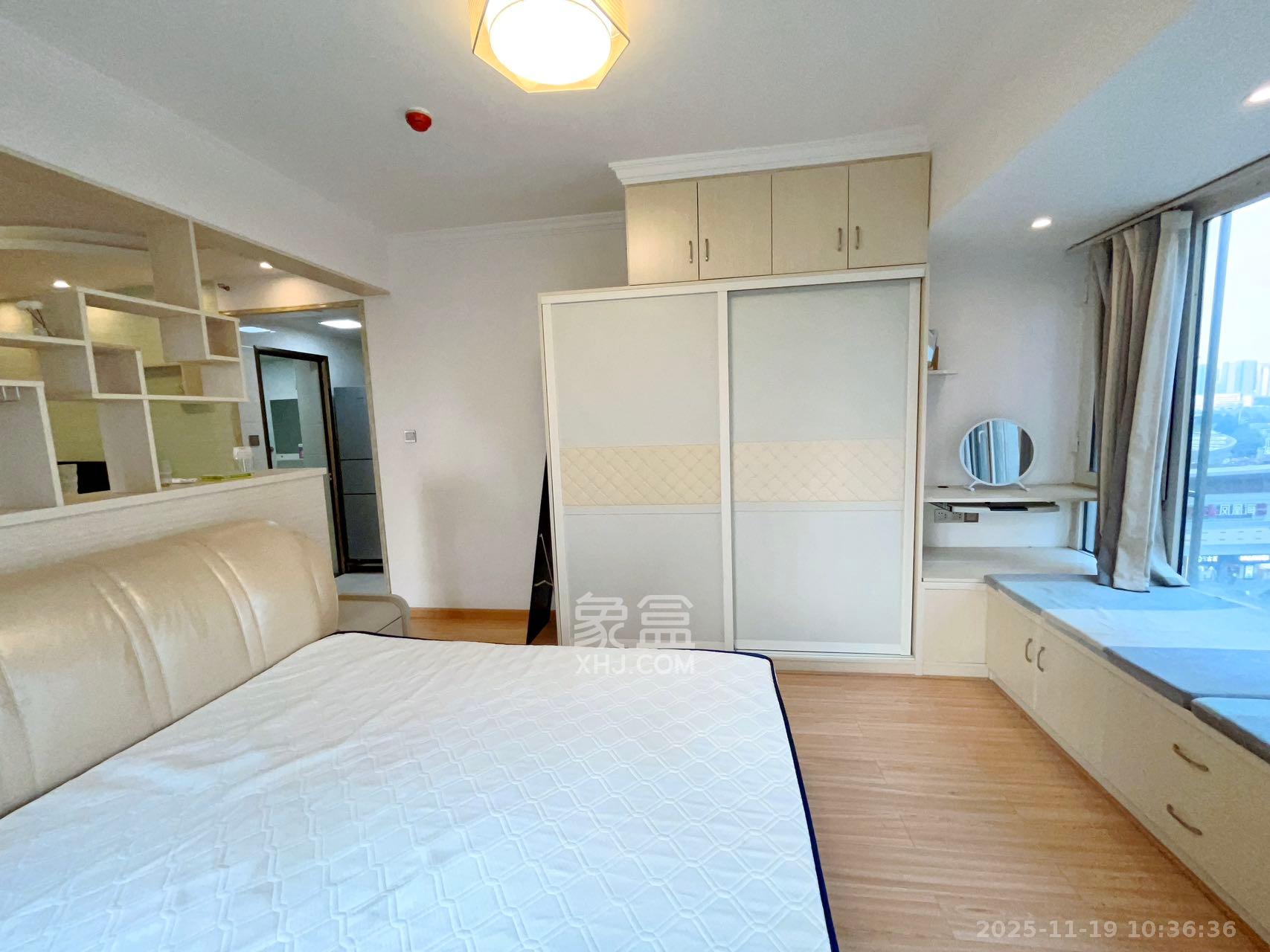 北辰三角洲E3区  1室1厅1卫    2800.0元/月室内图