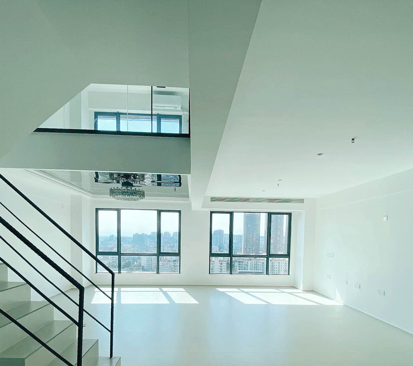 龙湖光年  1室0厅0卫    9800.0元/月室内图