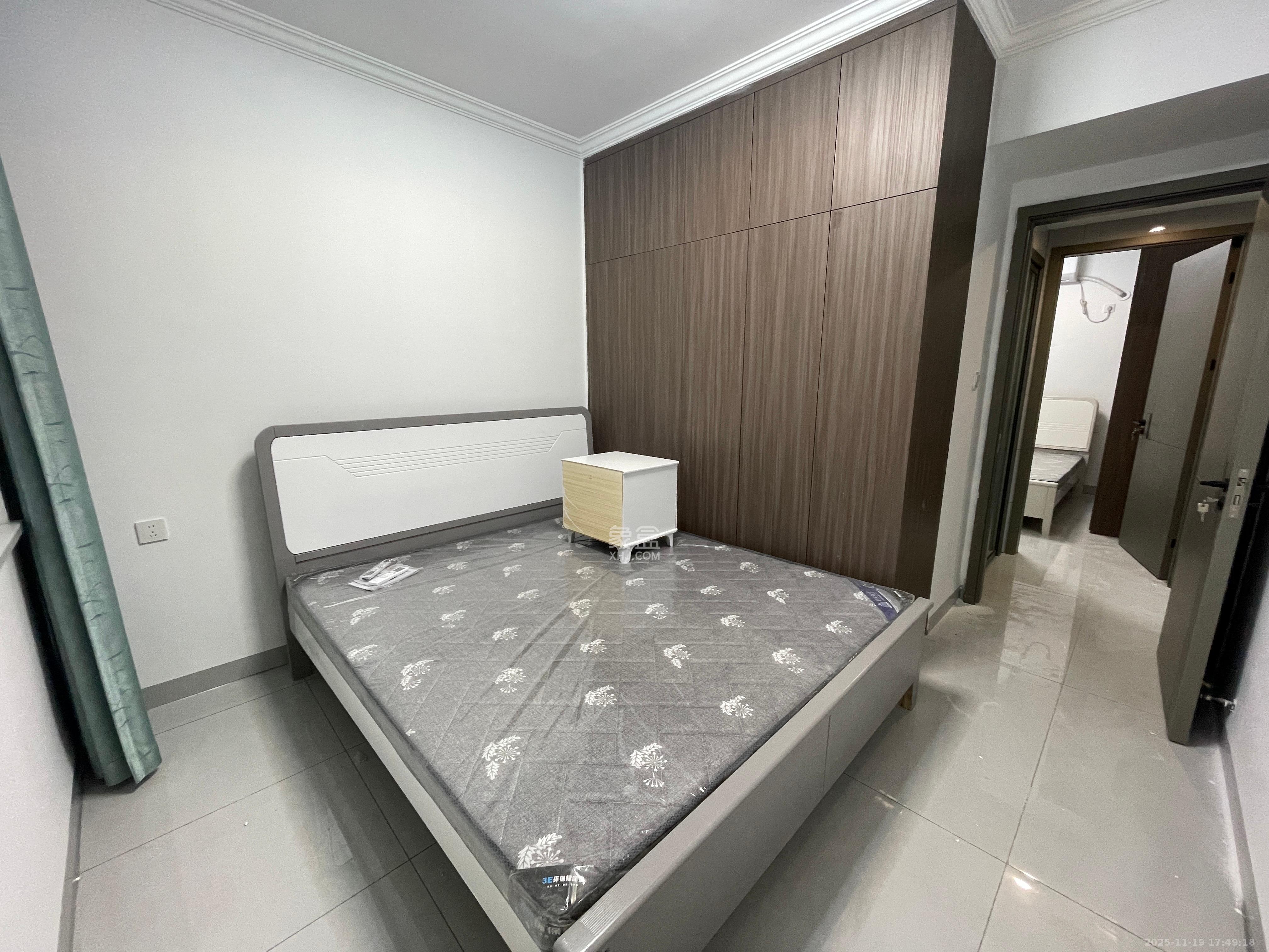 和景家园二期  2室1厅1卫    1900.0元/月室内图