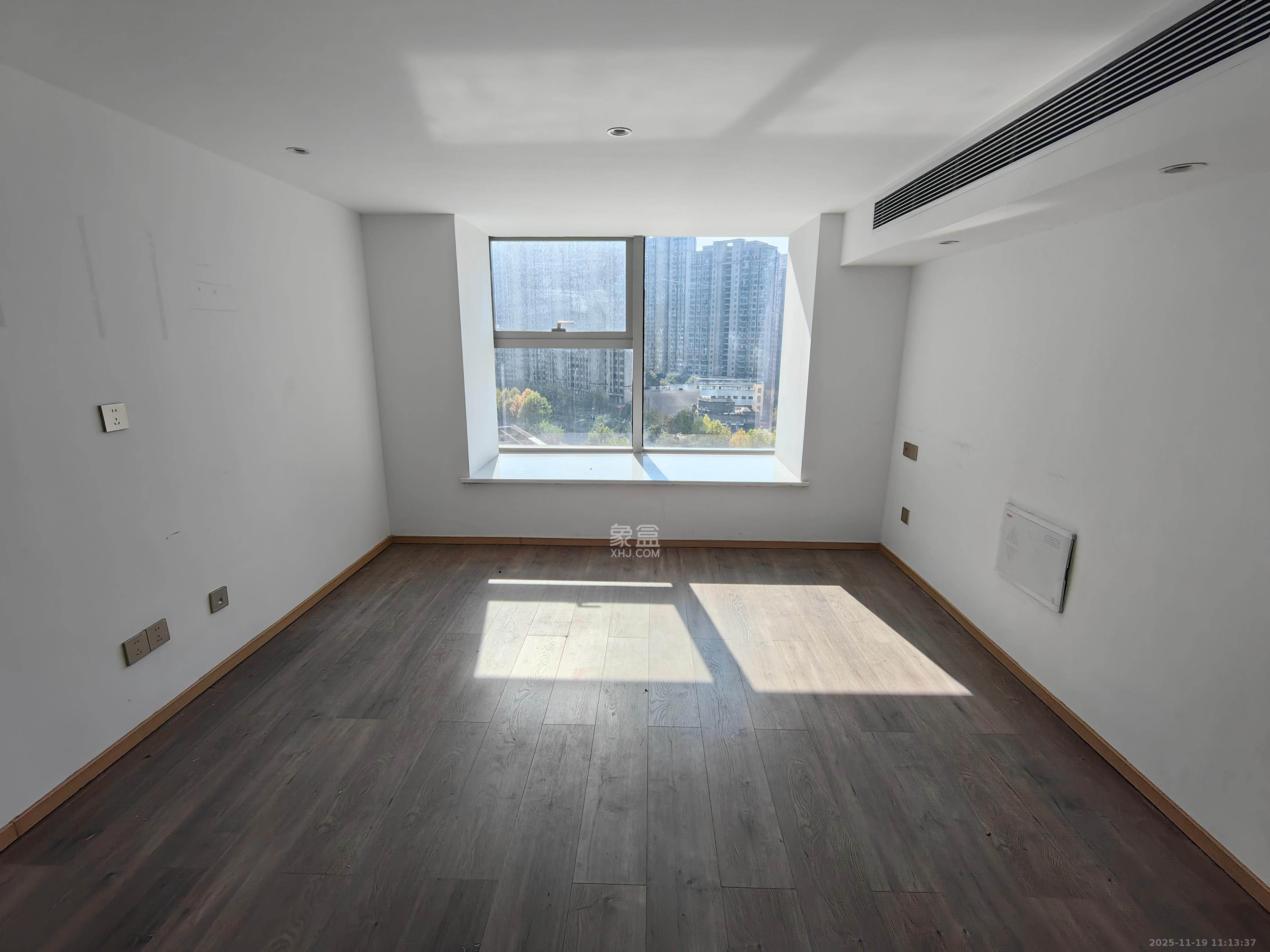 正荣梅溪紫阙台 2室1厅1卫 1700.0元/月 正荣梅溪紫阙台 2室1厅1卫 1700.0元/月室内图