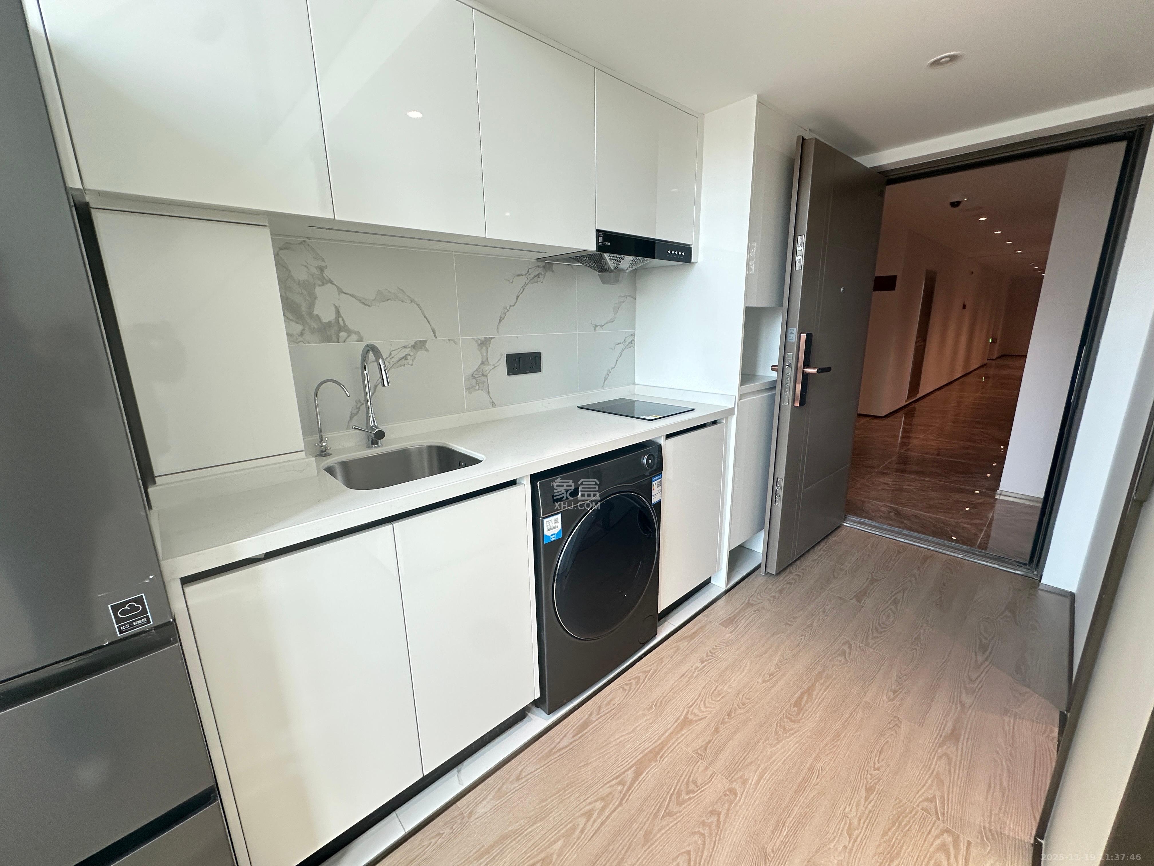 长沙五矿广场 1室1厅1卫 2500.0元/月 长沙五矿广场 1室1厅1卫 2500.0元/月室内图