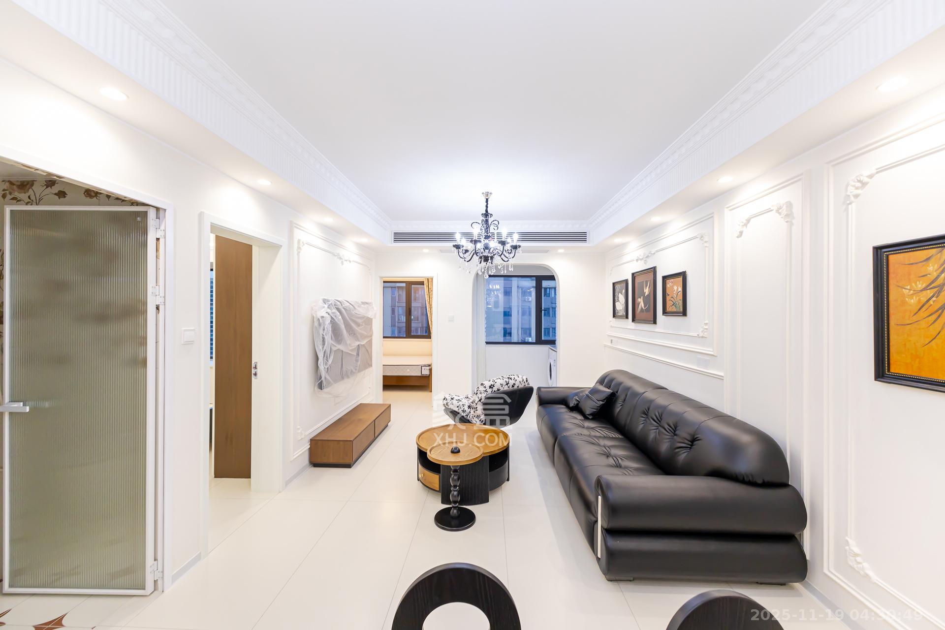 勤诚达境界城 3室2厅2卫 82.8万 勤诚达境界城 3室2厅2卫 82.8万客厅