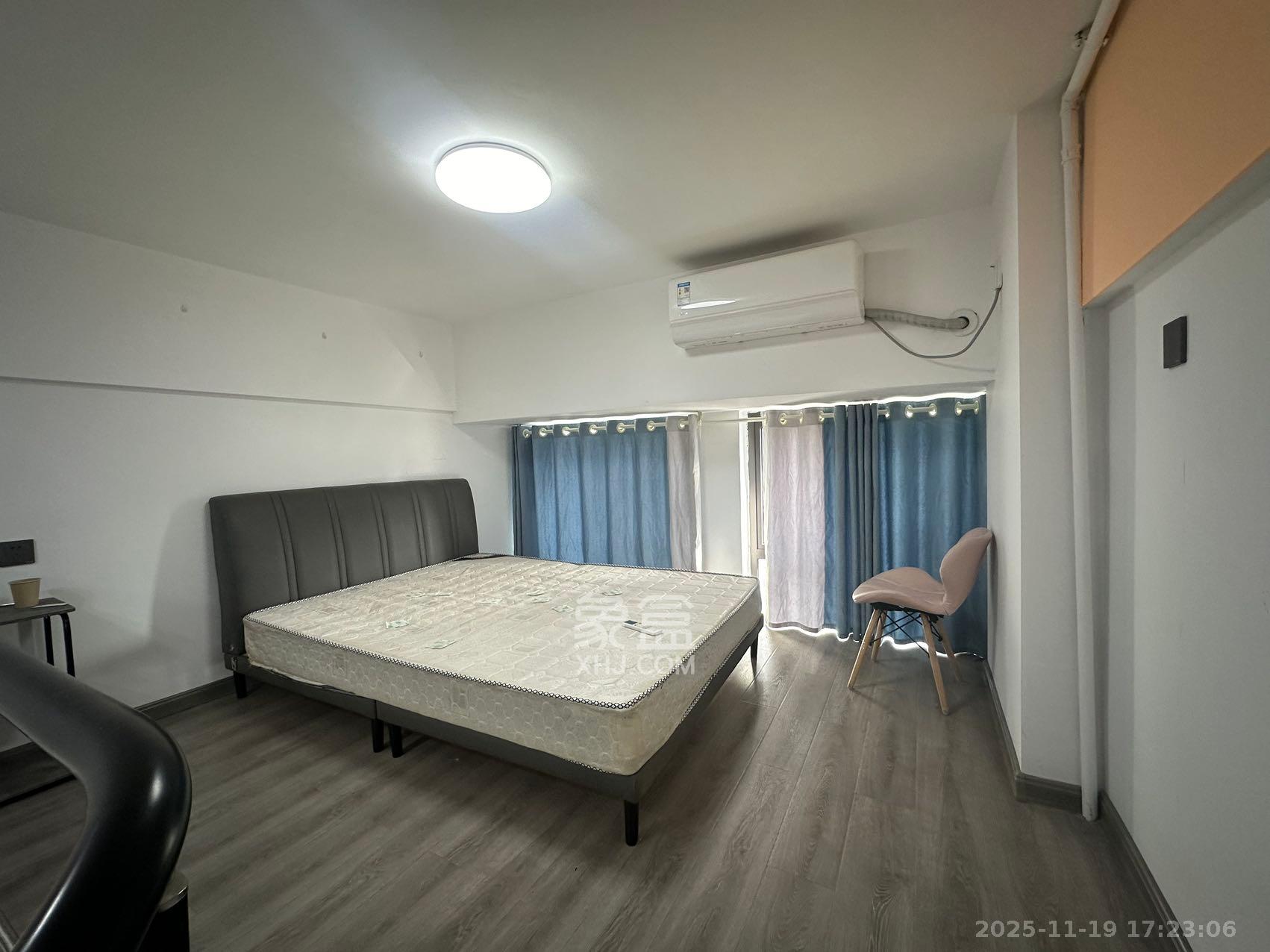 润和国际广场  2室1厅1卫    2000.0元/月室内图