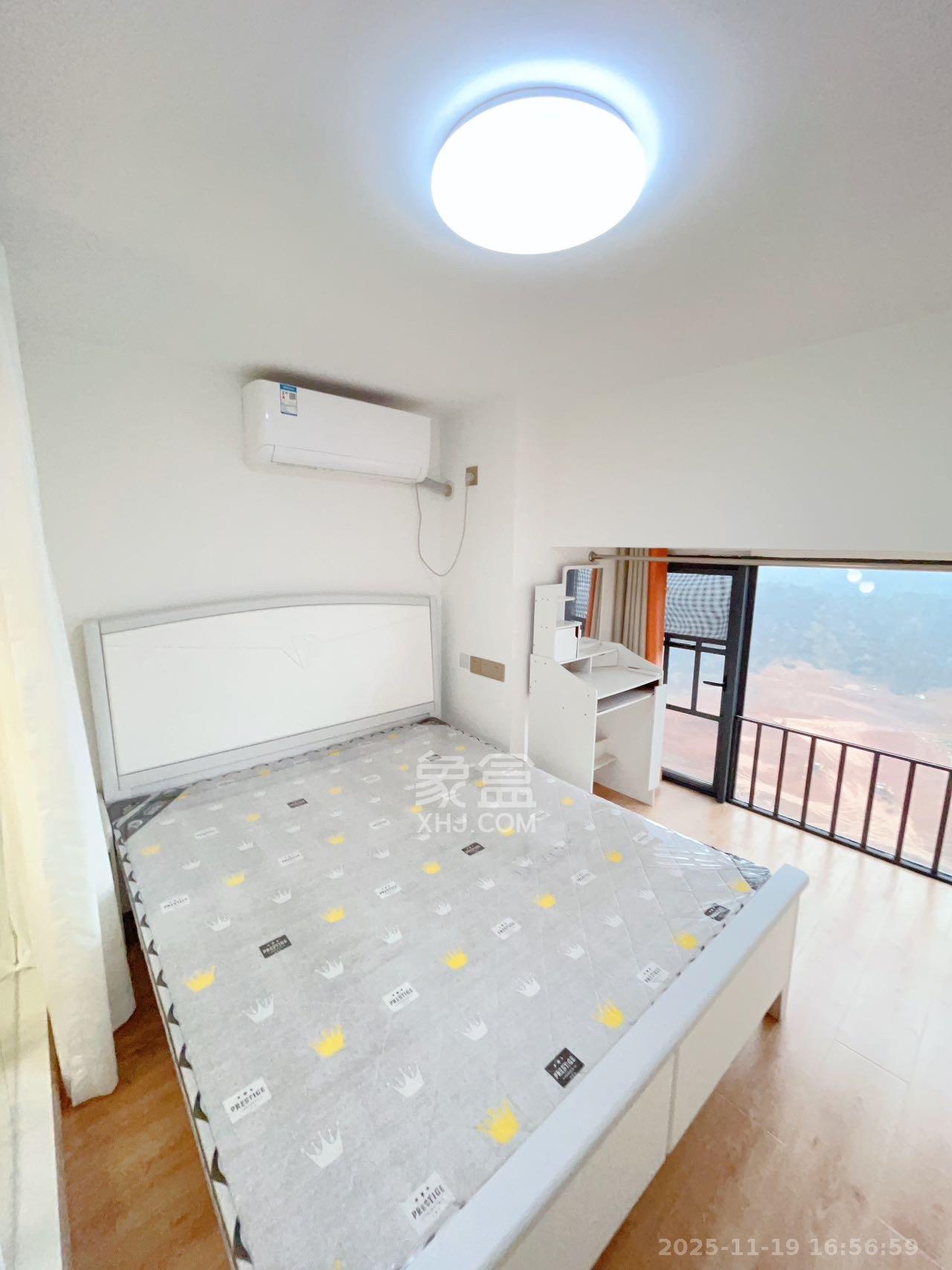 天麓轻奢国际 2室1厅1卫 1700.0元/月 天麓轻奢国际 2室1厅1卫 1700.0元/月室内图