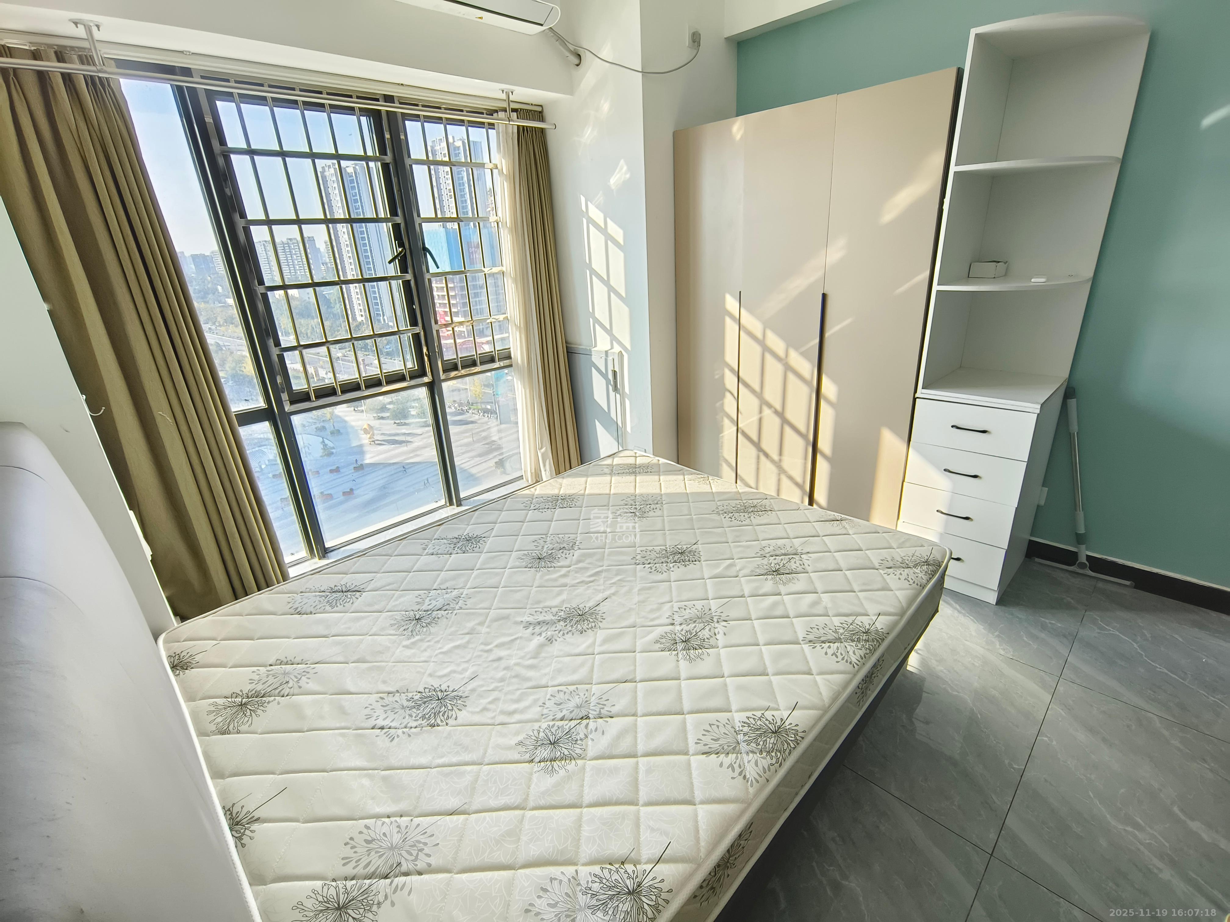 梅溪悦章  1室1厅1卫    1600.0元/月室内图