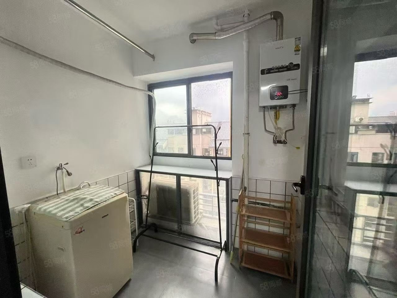 福天华府  2室1厅1卫    1800.0元/月室内图