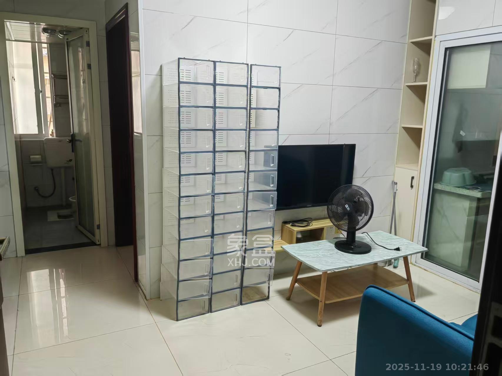 星城新宇川河苑 1室1厅1卫 1100.0元/月 星城新宇川河苑 1室1厅1卫 1100.0元/月室内图