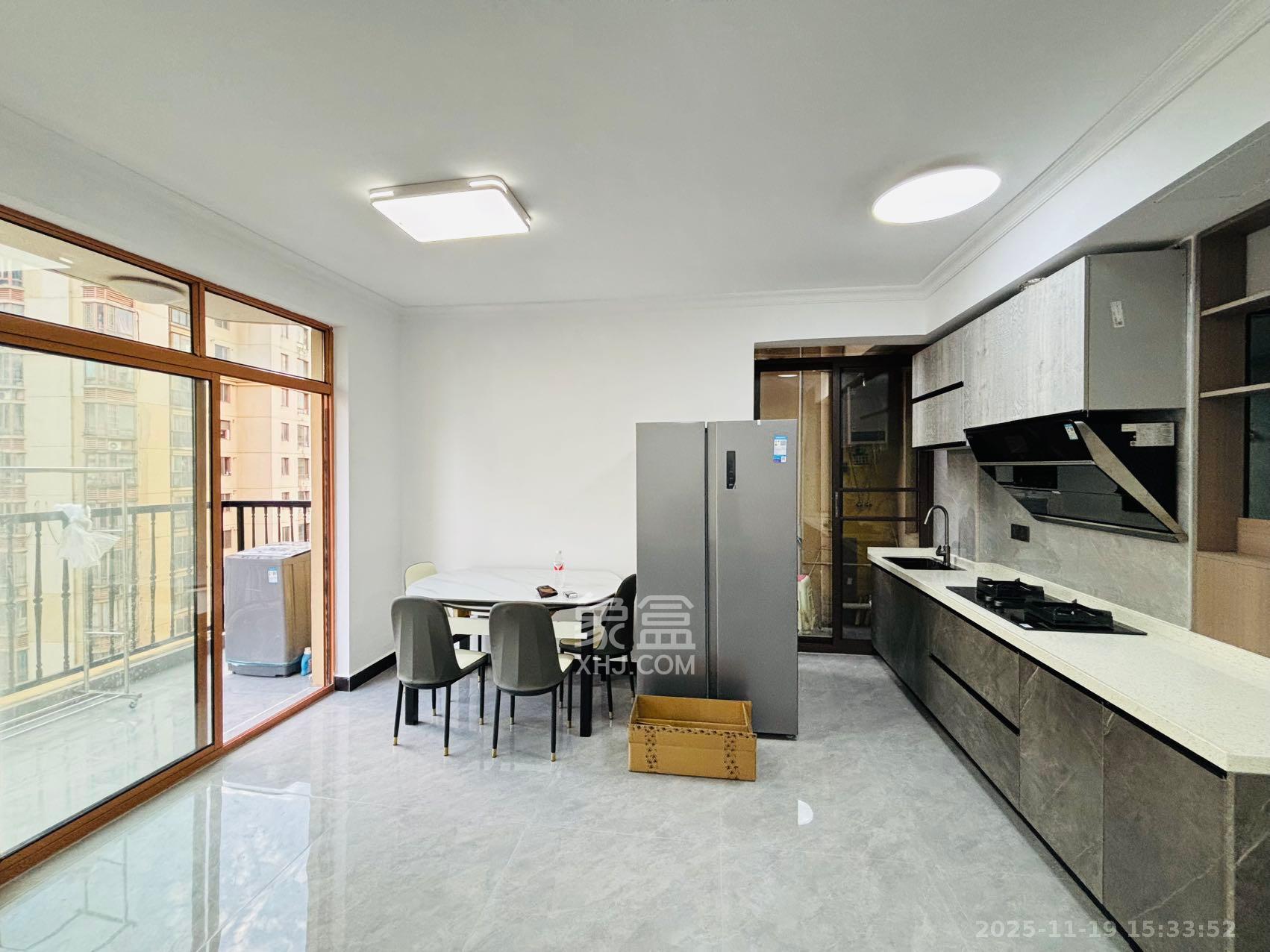 世嘉国际华城 2室2厅1卫 2800.0元/月 世嘉国际华城 2室2厅1卫 2800.0元/月室内图