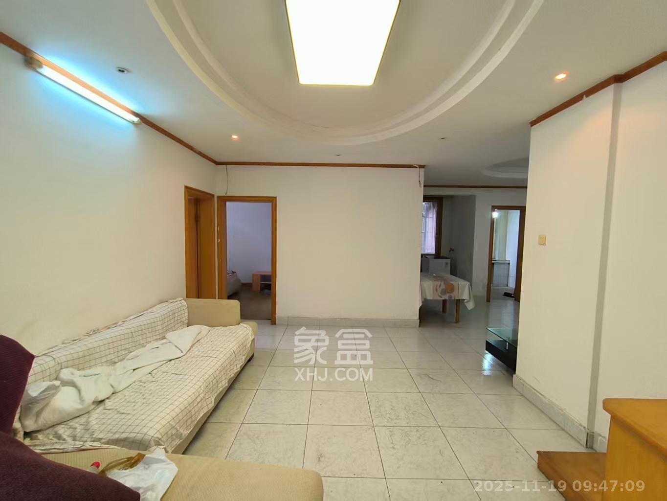 城市花园 2室1厅1卫 2000.0元/月 城市花园 2室1厅1卫 2000.0元/月室内图