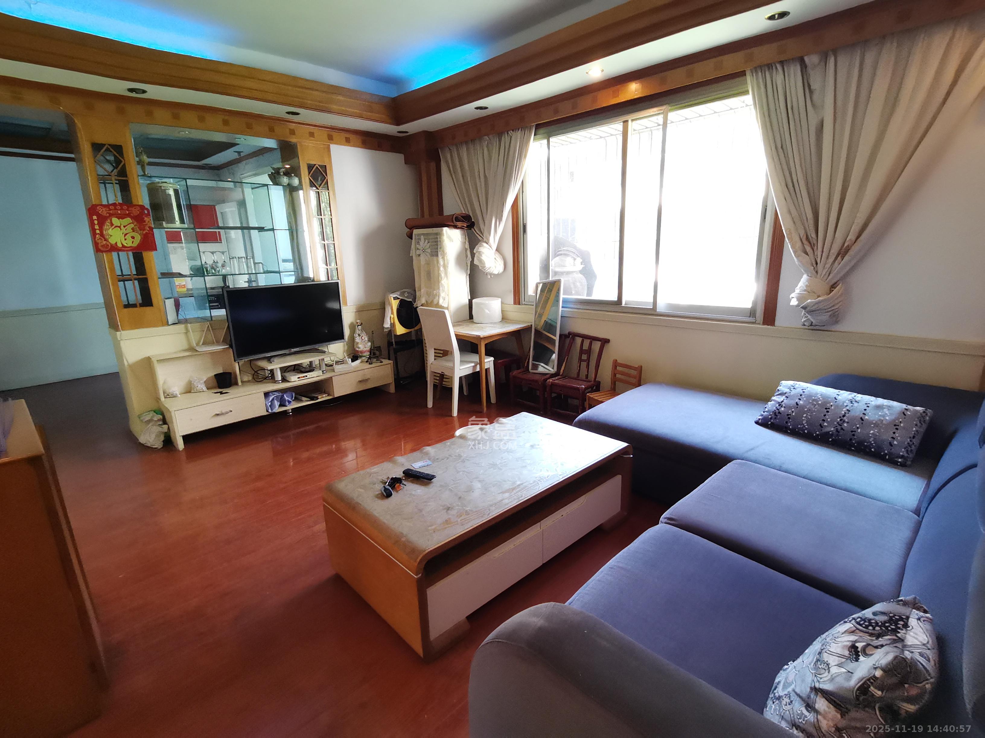 有色金属研究院（湖南有色金属研究院第一、二生活区）  3室2厅1卫    2200.0元/月室内图1