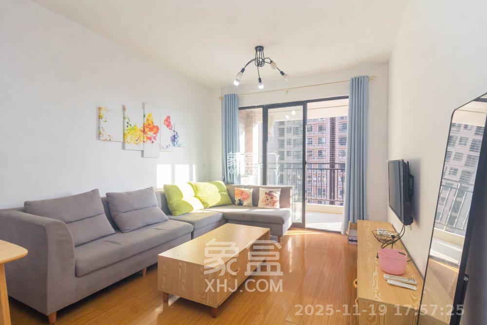 康桥长郡  2室2厅1卫    1600.0元/月