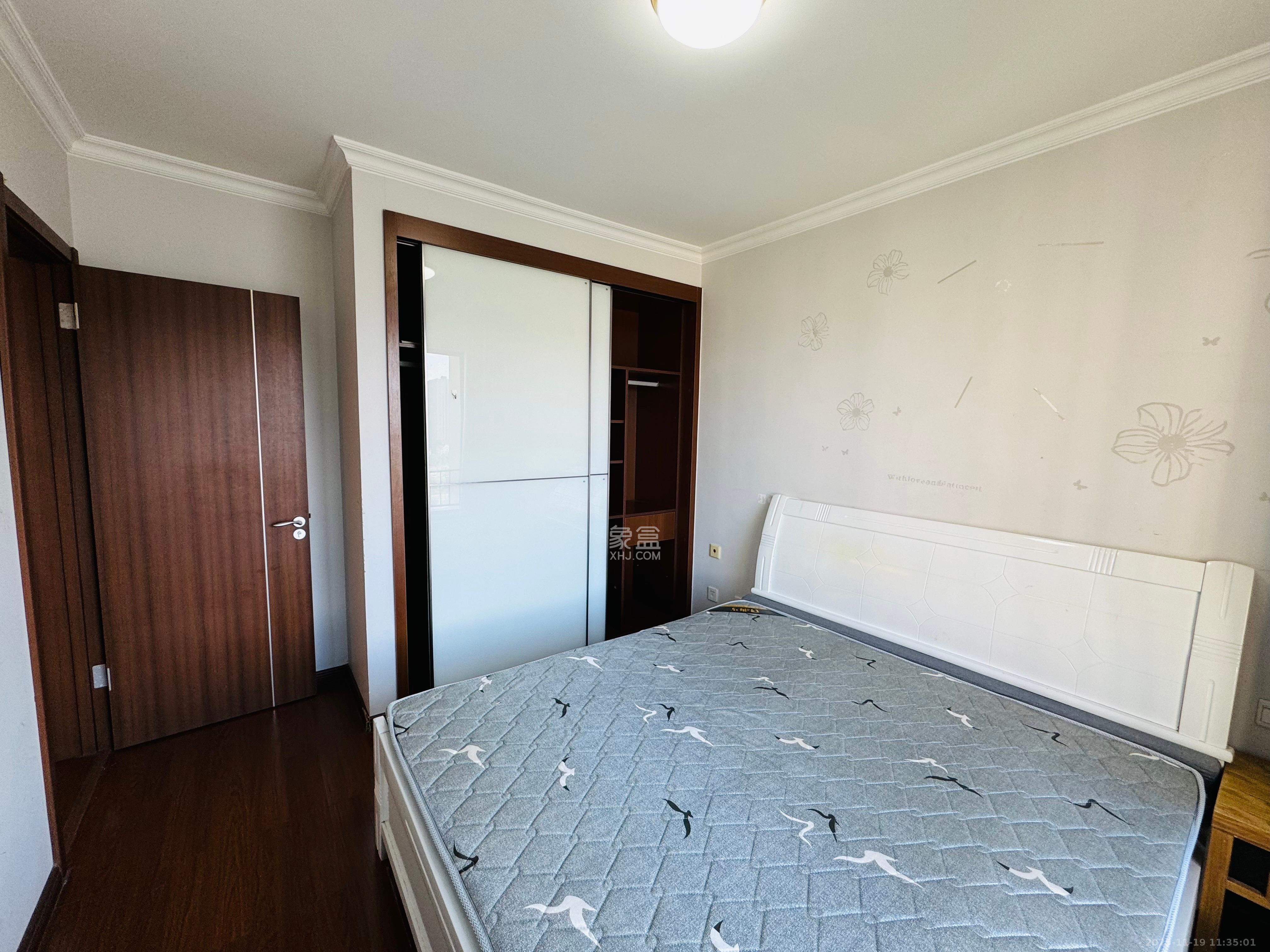 万科金域华府三四期 3室2厅1卫 2500.0元/月 万科金域华府三四期 3室2厅1卫 2500.0元/月室内图