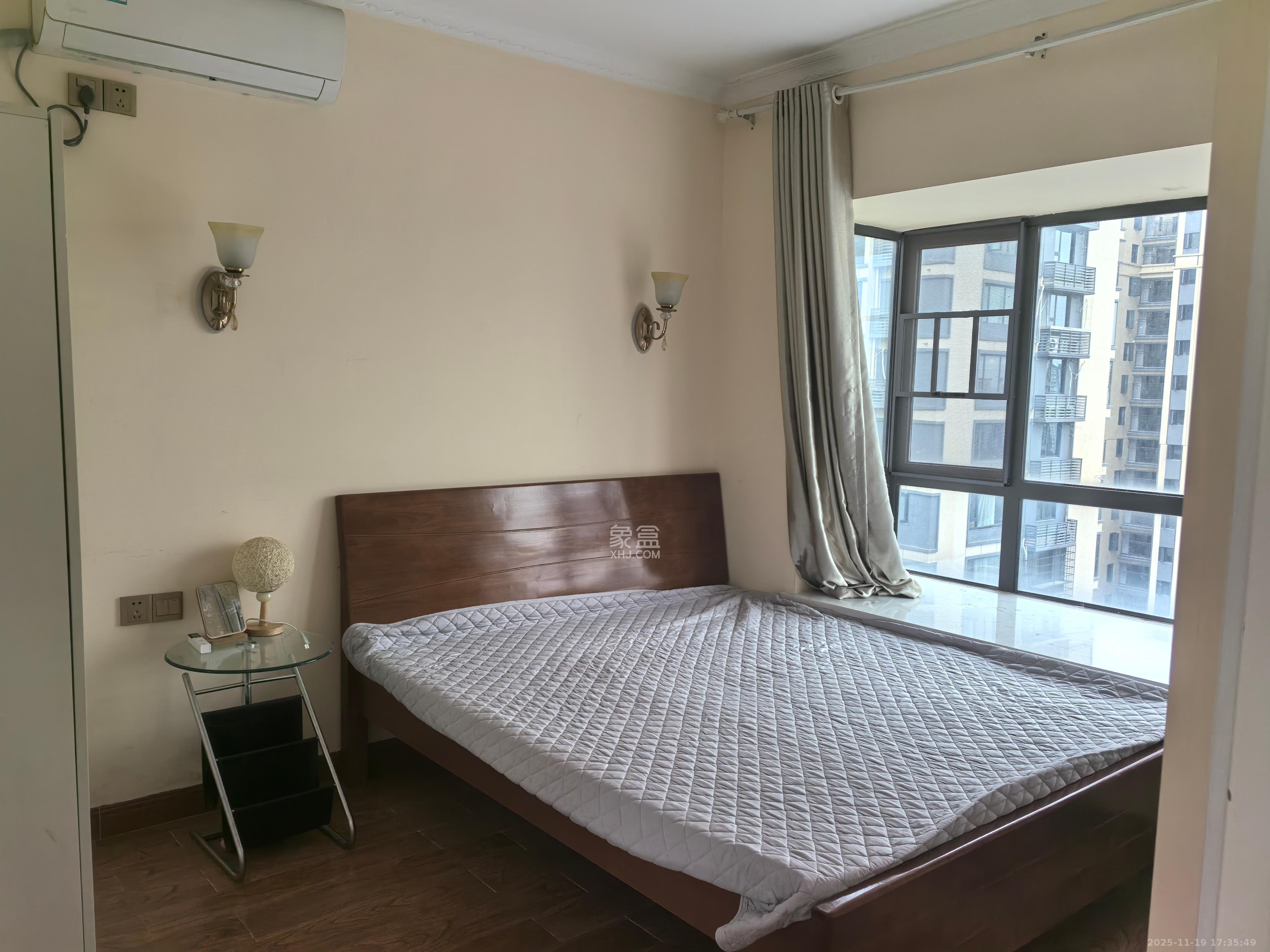 海伦堡爱ME城市  3室2厅1卫    1800.0元/月