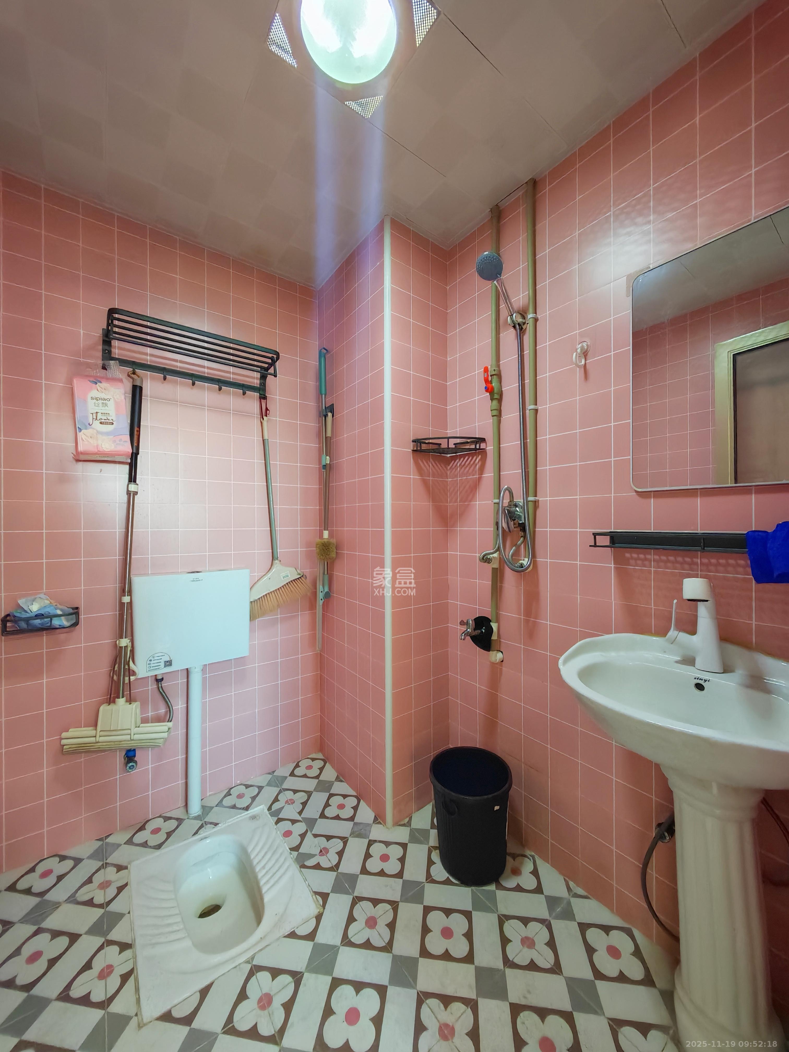 鑫远翡丽郡(鑫远翡丽雅苑) 2室1厅1卫 2200.0元/月 鑫远翡丽郡(鑫远翡丽雅苑) 2室1厅1卫 2200.0元/月室内图