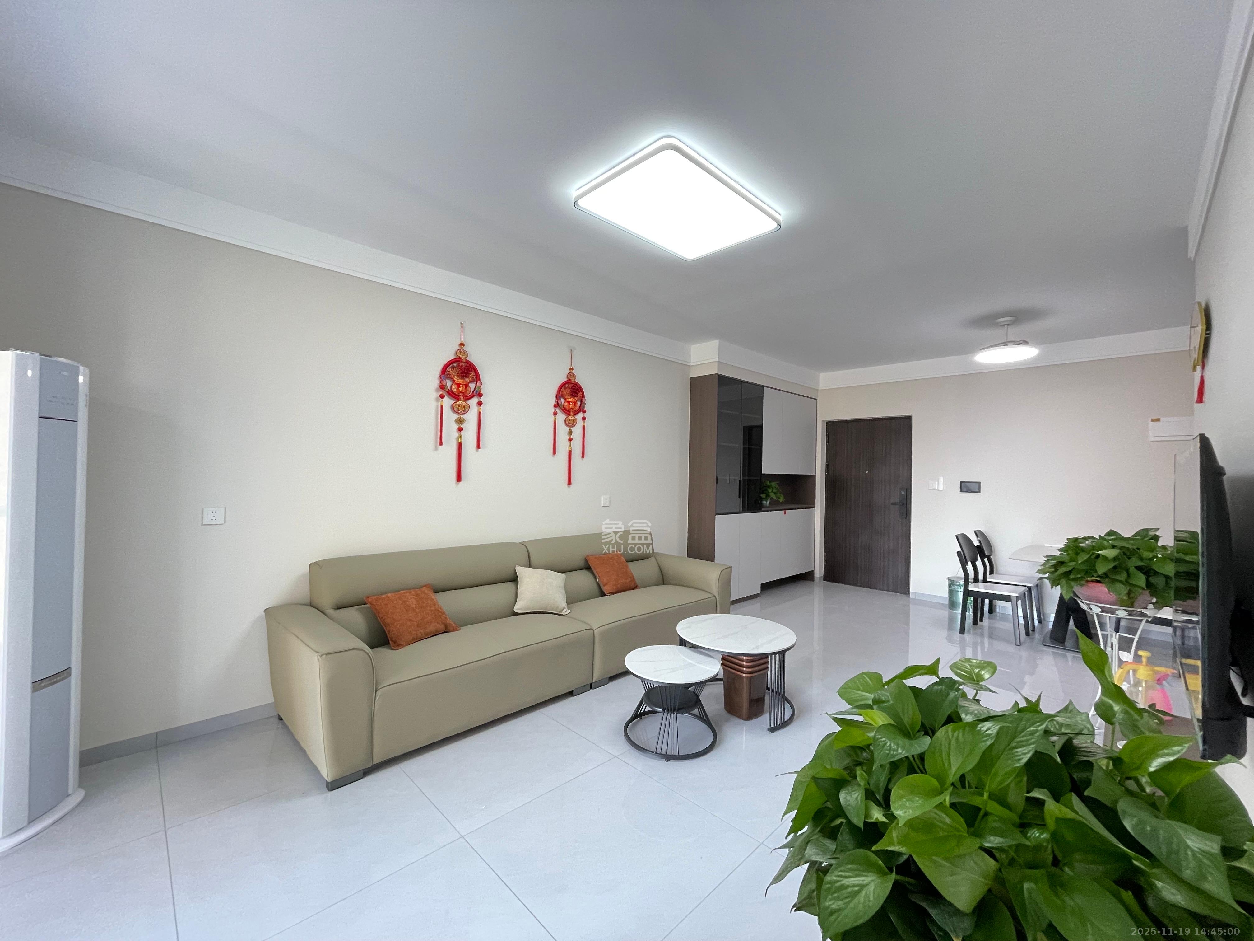 望远嘉苑  1室0厅0卫    2400.0元/月