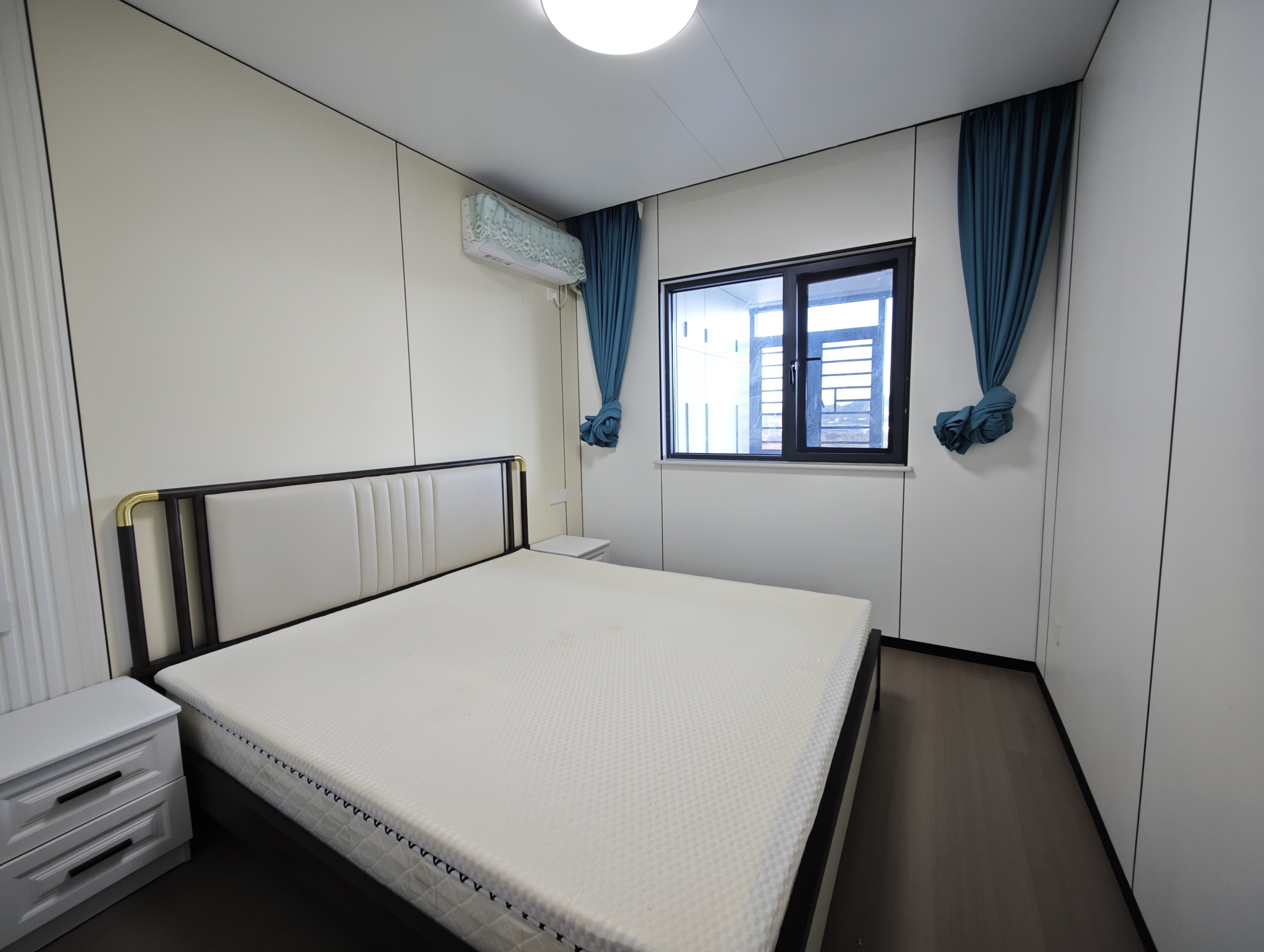 徐福桃花源  3室2厅2卫    2000.0元/月室内图