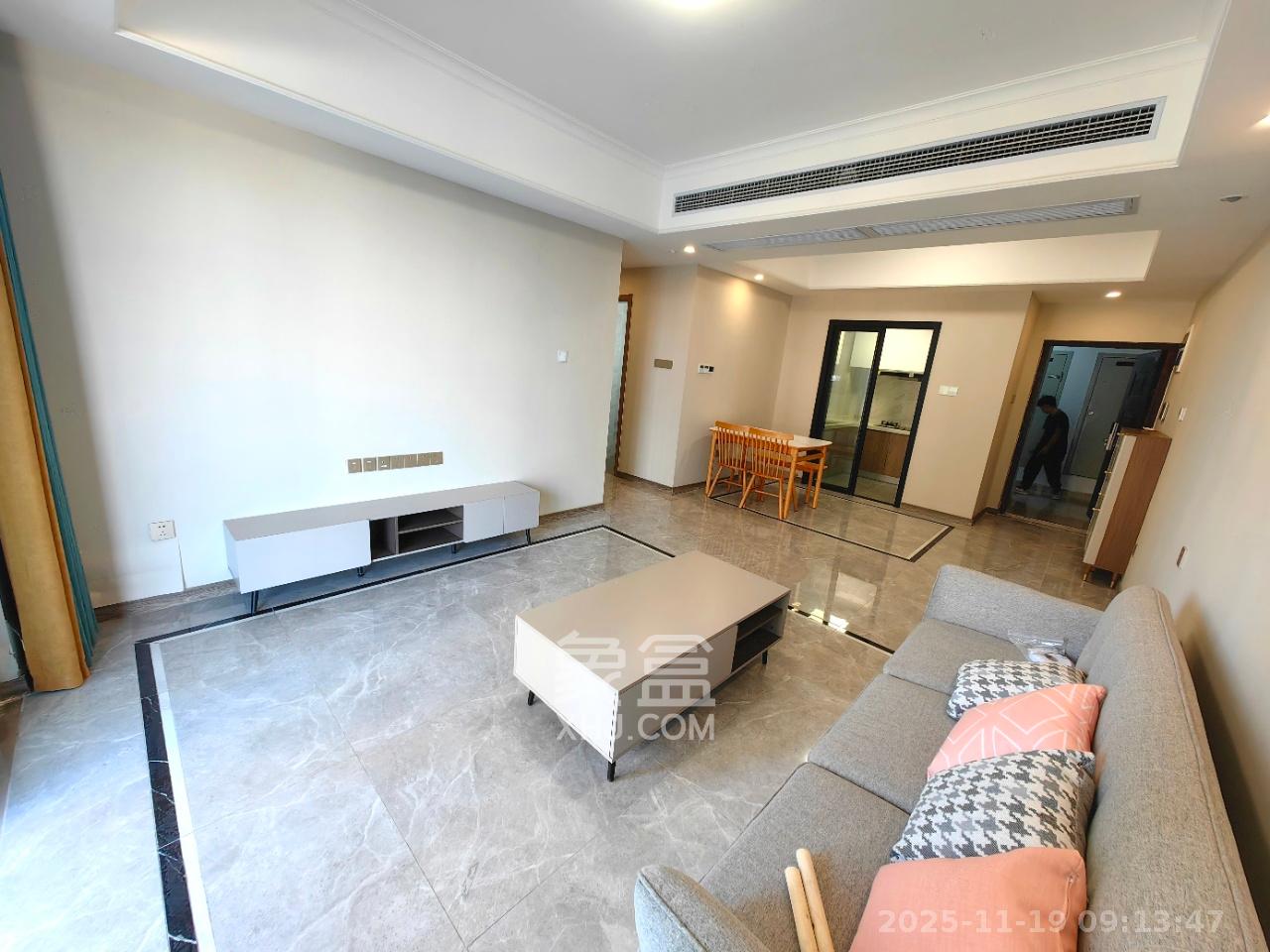 梦想新天地 3室2厅2卫 2800.0元/月 梦想新天地 3室2厅2卫 2800.0元/月室内图