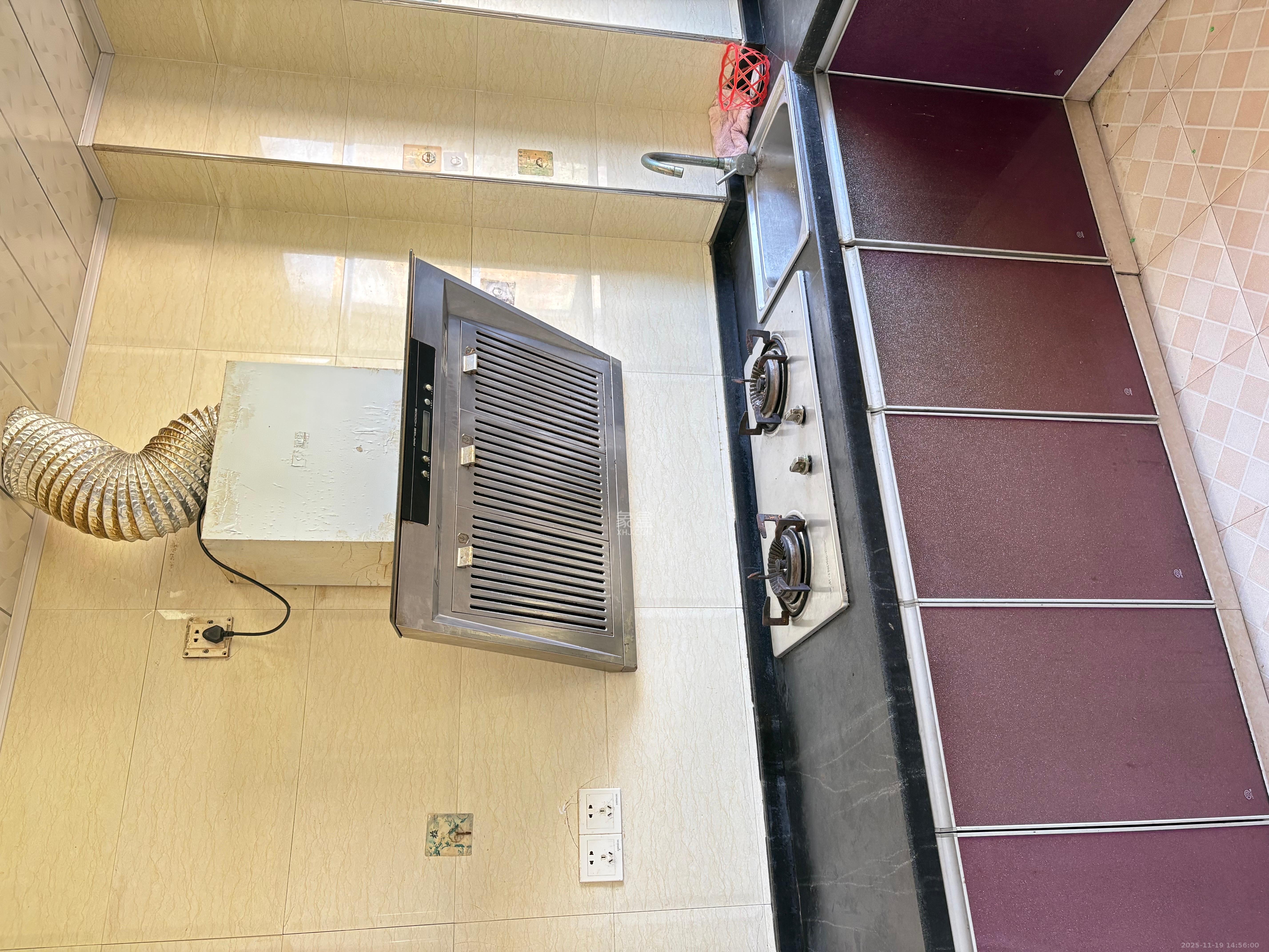 金石蓉园 1室1厅1卫 1300.0元/月 金石蓉园 1室1厅1卫 1300.0元/月室内图