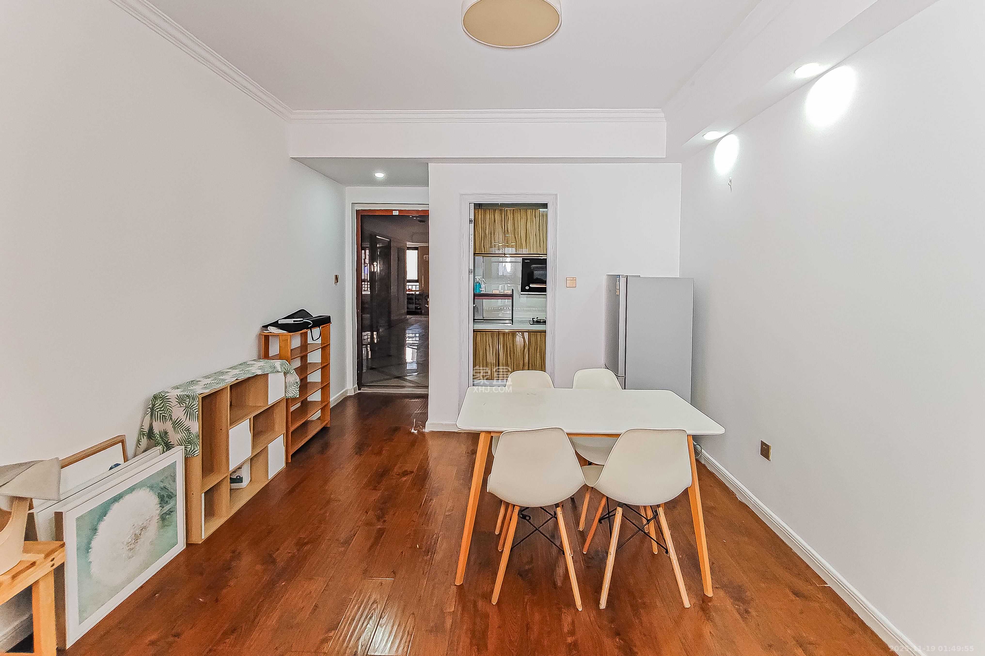 建发中央公园(建发美地) 2室2厅1卫 98.0万 建发中央公园(建发美地) 2室2厅1卫 98.0万客厅