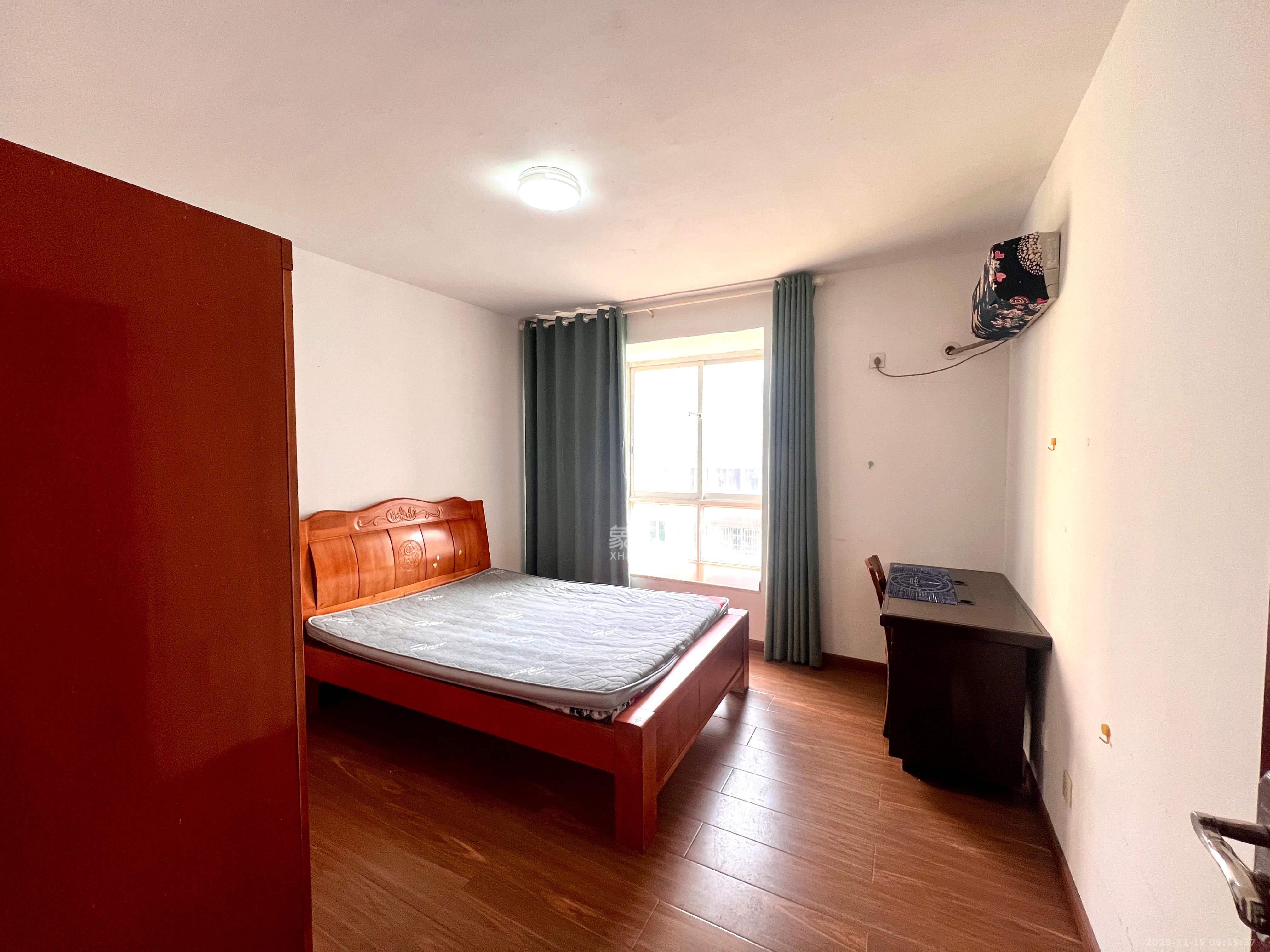 山水庭院 3室2厅1卫 2000.0元/月 山水庭院 3室2厅1卫 2000.0元/月室内图