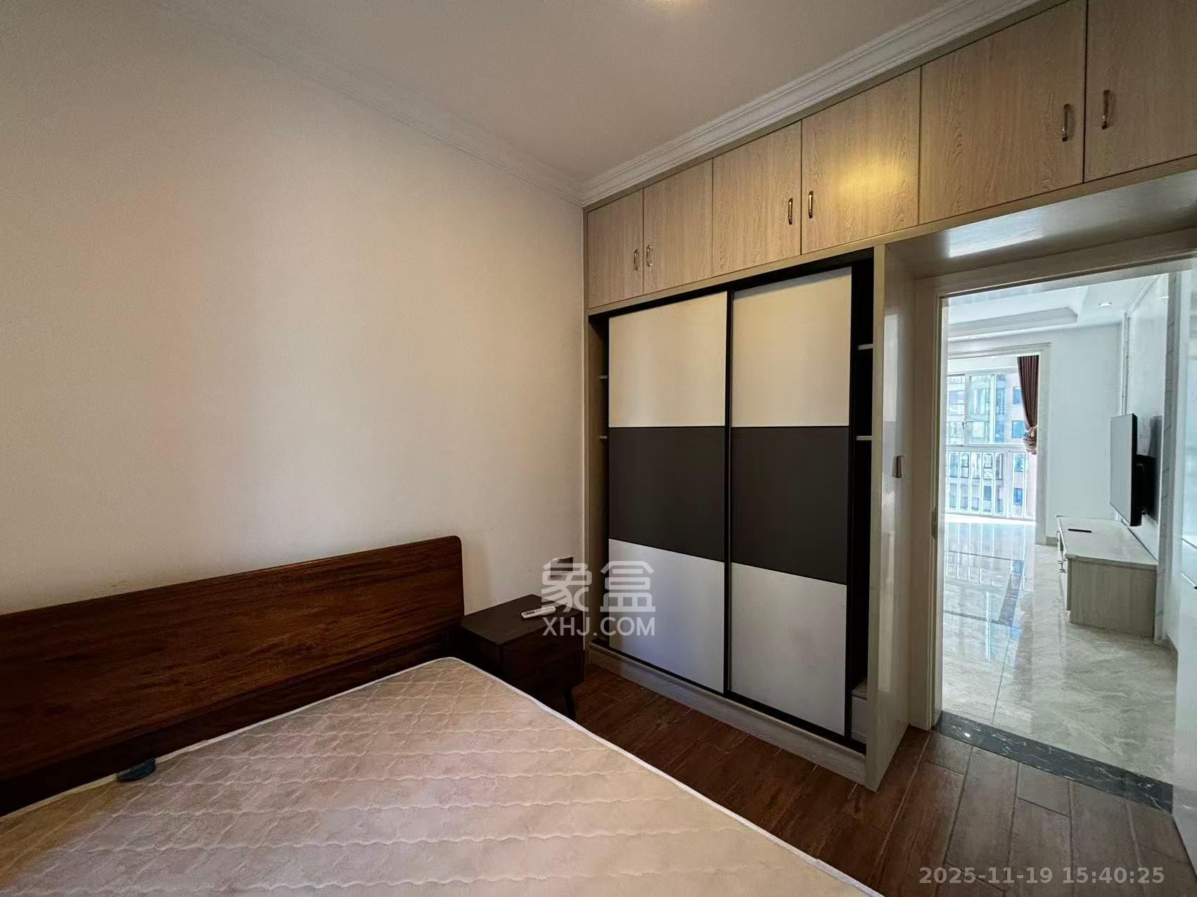 玛丽的花园（金色阳光家园）  3室2厅2卫    2000.0元/月室内图