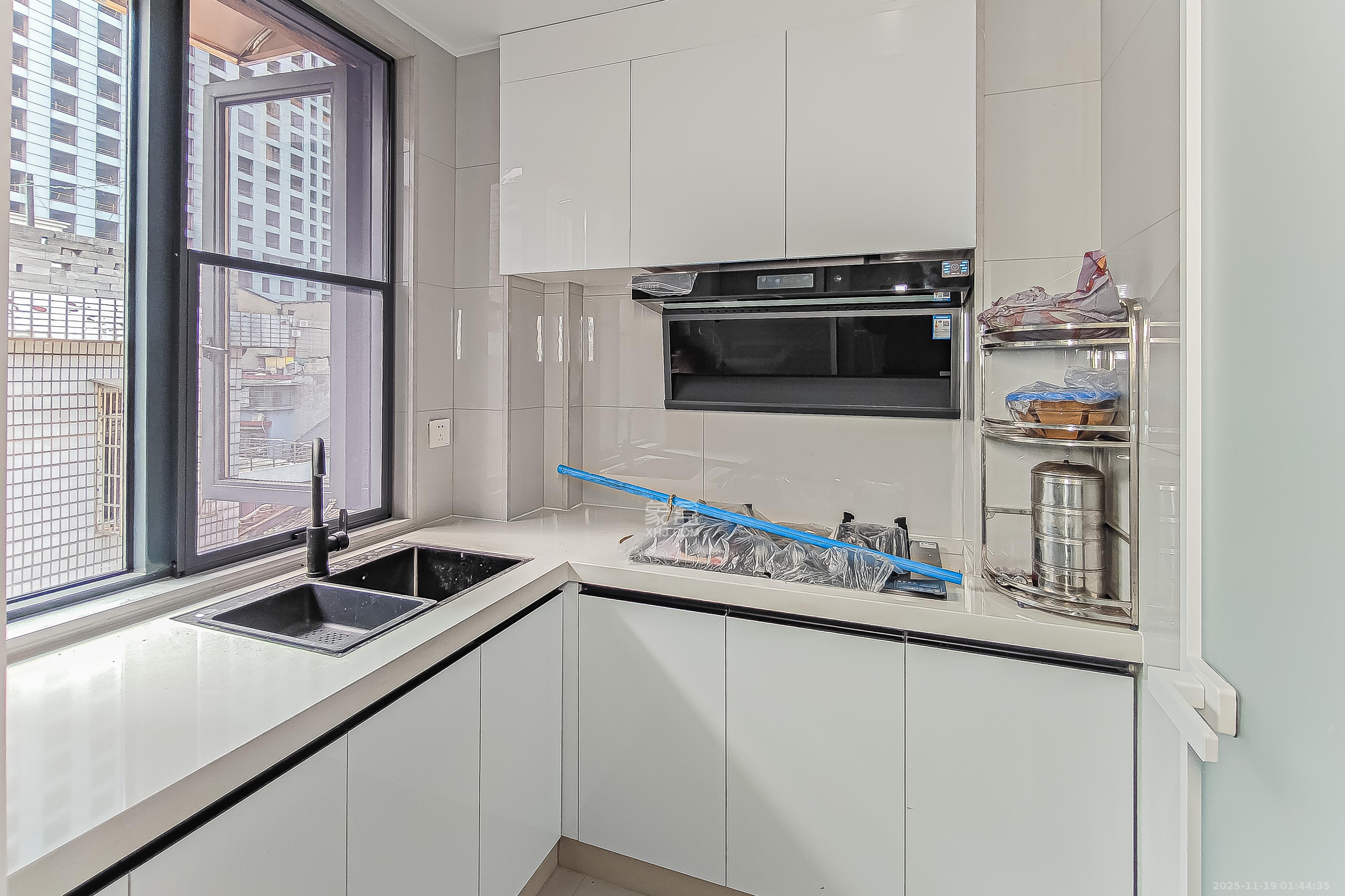 马益顺巷(永远里)散盘 1室1厅1卫 55.0万 马益顺巷(永远里)散盘 1室1厅1卫 55.0万厨房