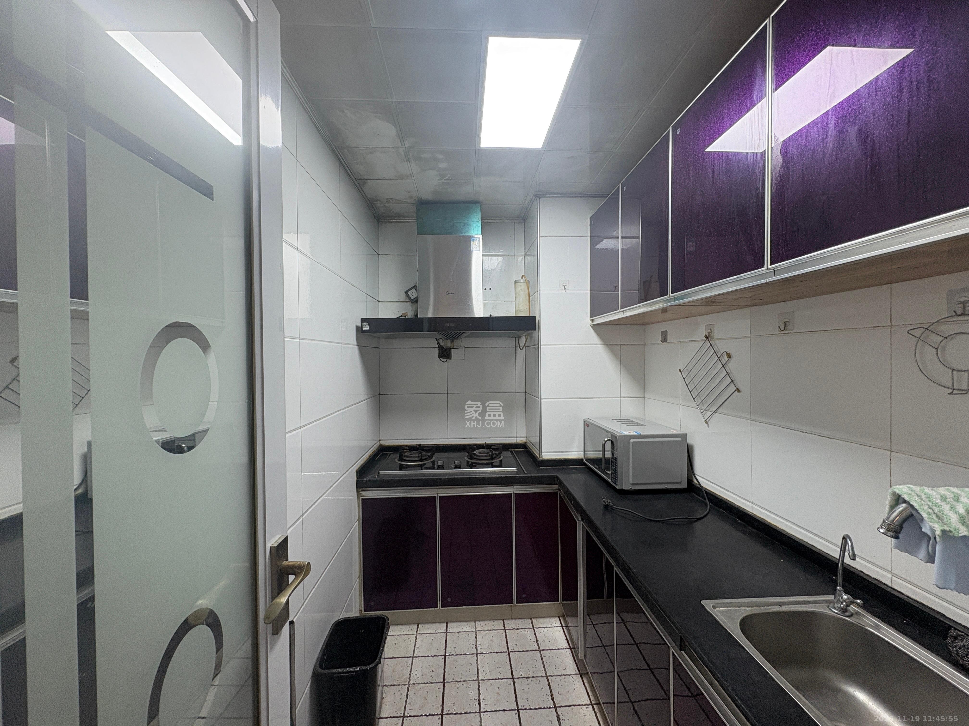 麓谷明珠  2室1厅1卫    1600.0元/月室内图