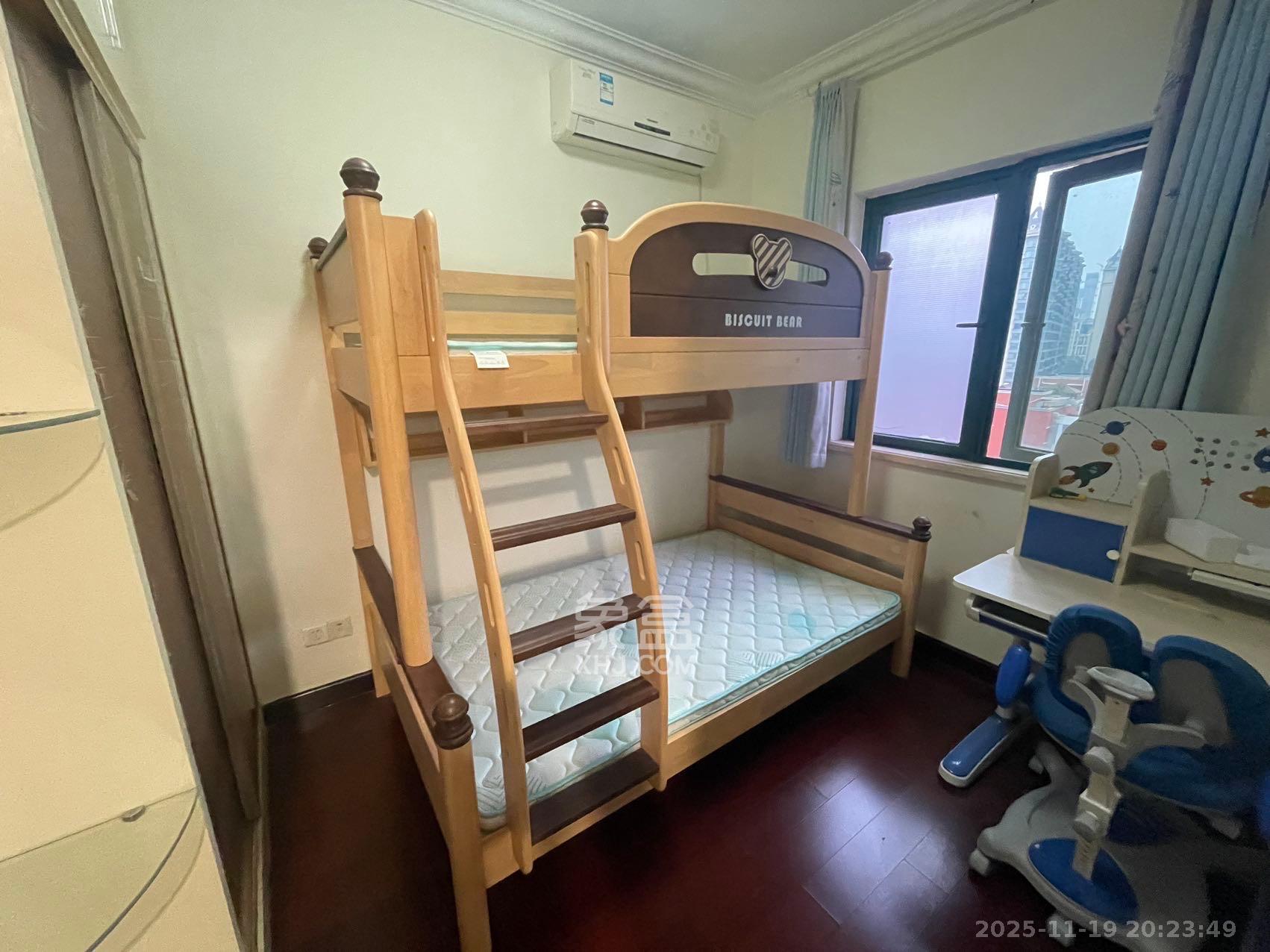 恒大华府 2室2厅1卫 2300.0元/月 恒大华府 2室2厅1卫 2300.0元/月室内图