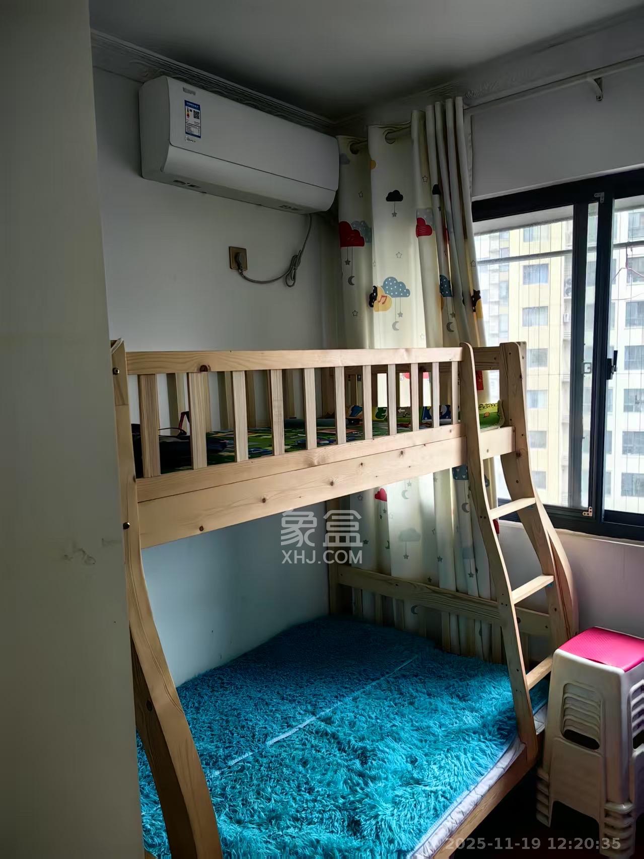 好莱城（弘德西街）  3室2厅1卫    2100.0元/月室内图