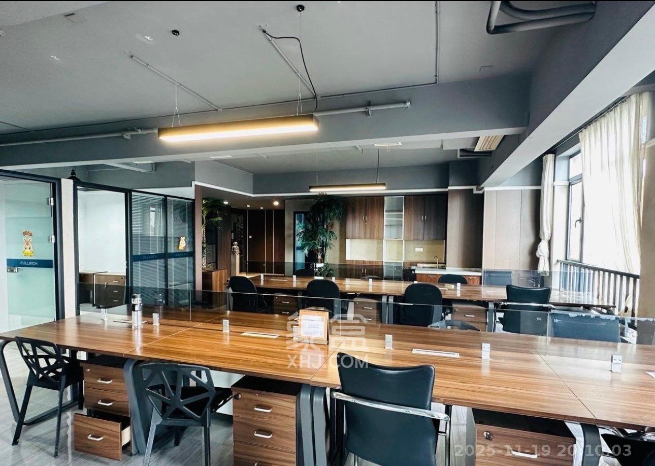 湘域相遇  1室0厅0卫    12000.0元/月室内图