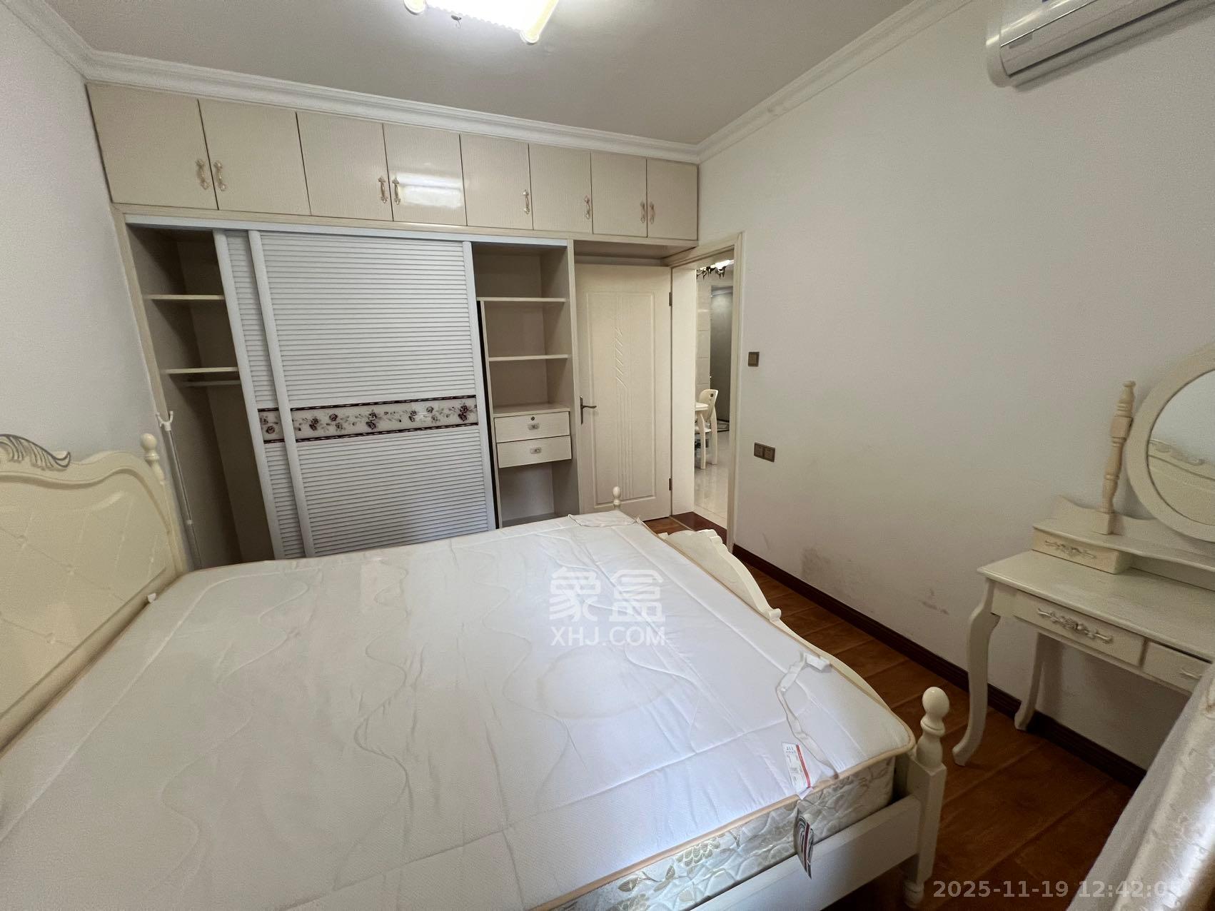 丽发新城 2室2厅1卫 2000.0元/月 丽发新城 2室2厅1卫 2000.0元/月室内图