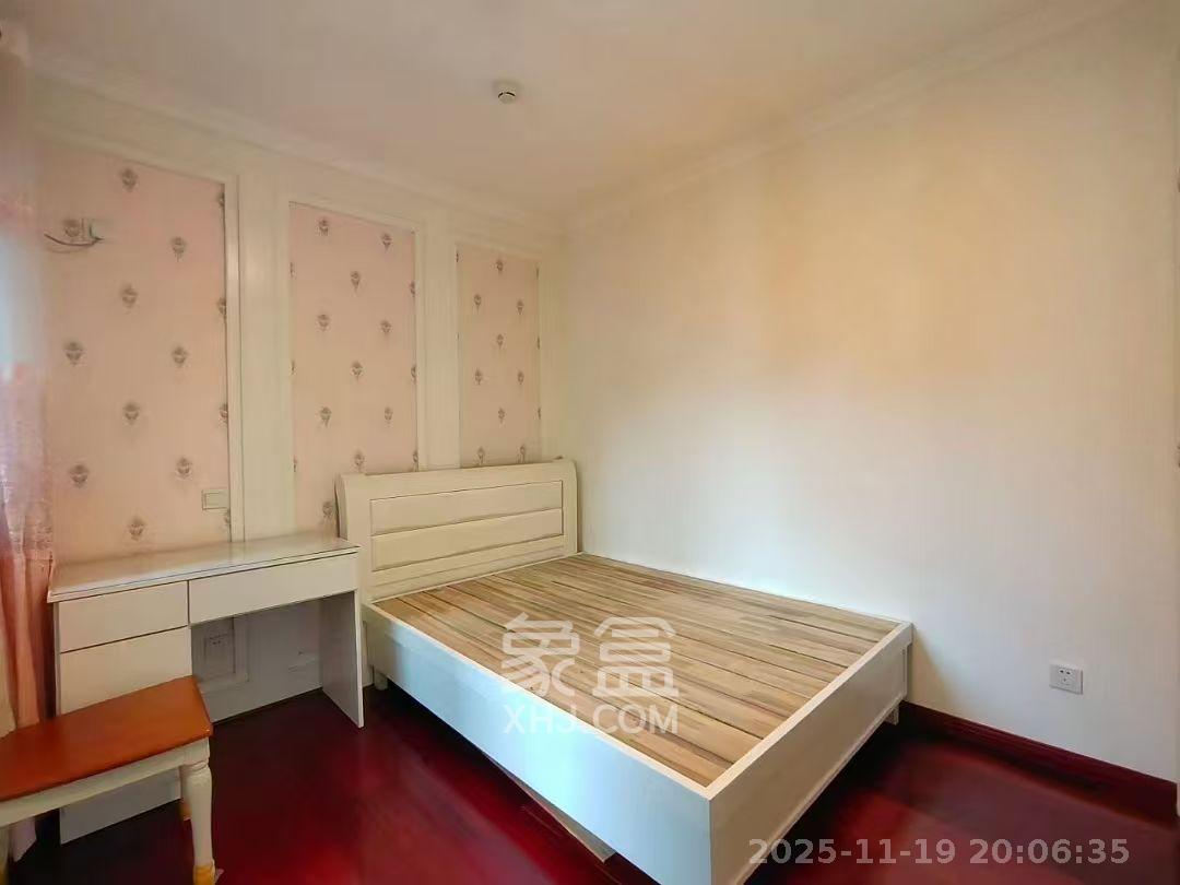 北辰三角洲E3区 3室1厅1卫 3200.0元/月 北辰三角洲E3区 3室1厅1卫 3200.0元/月室内图