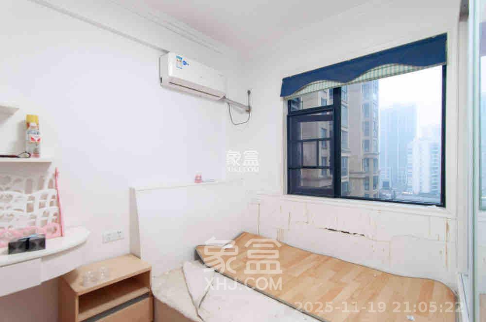 高盛华成  3室2厅1卫    2300.0元/月室内图