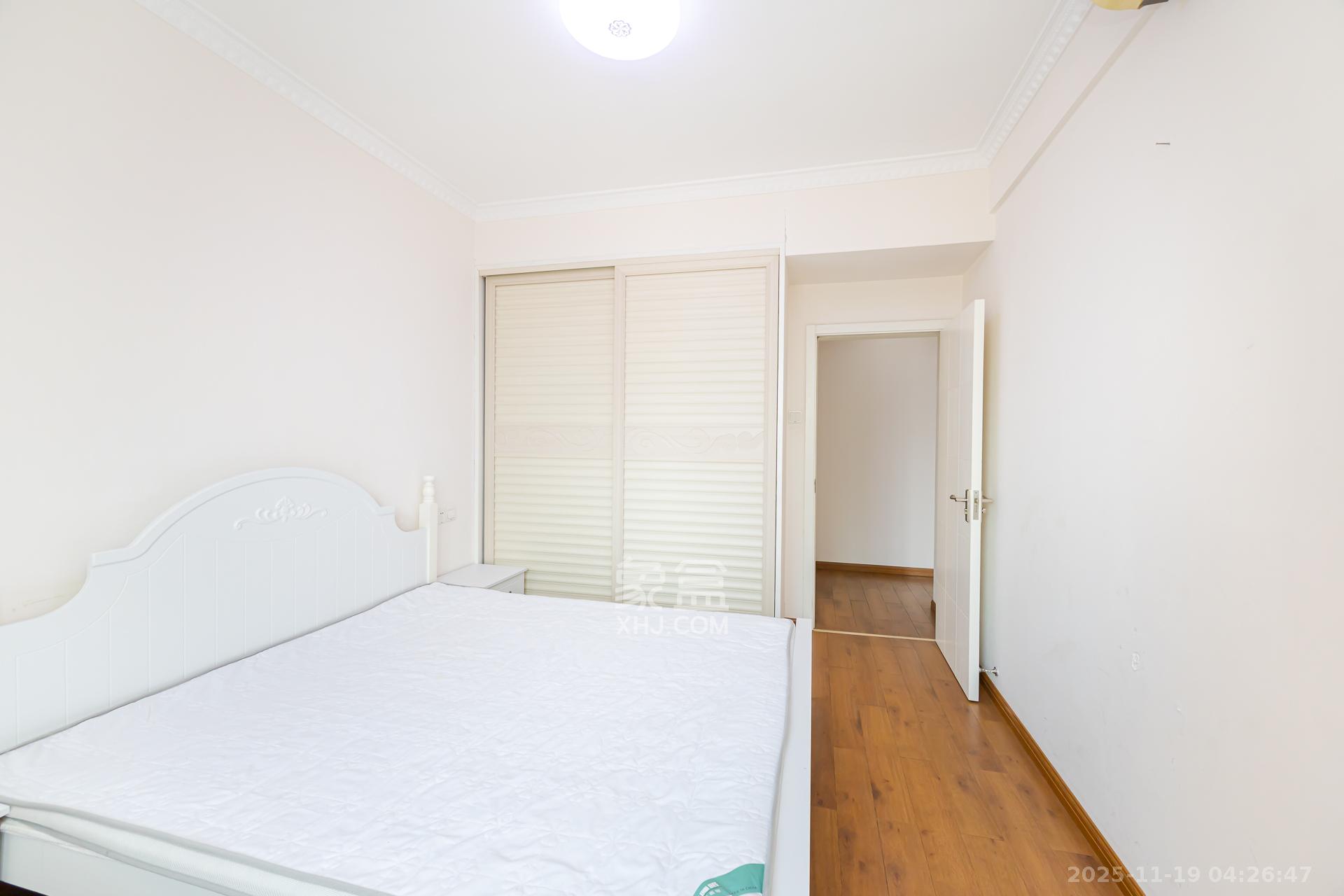 长沙玫瑰园  3室2厅2卫    91.8万卧室