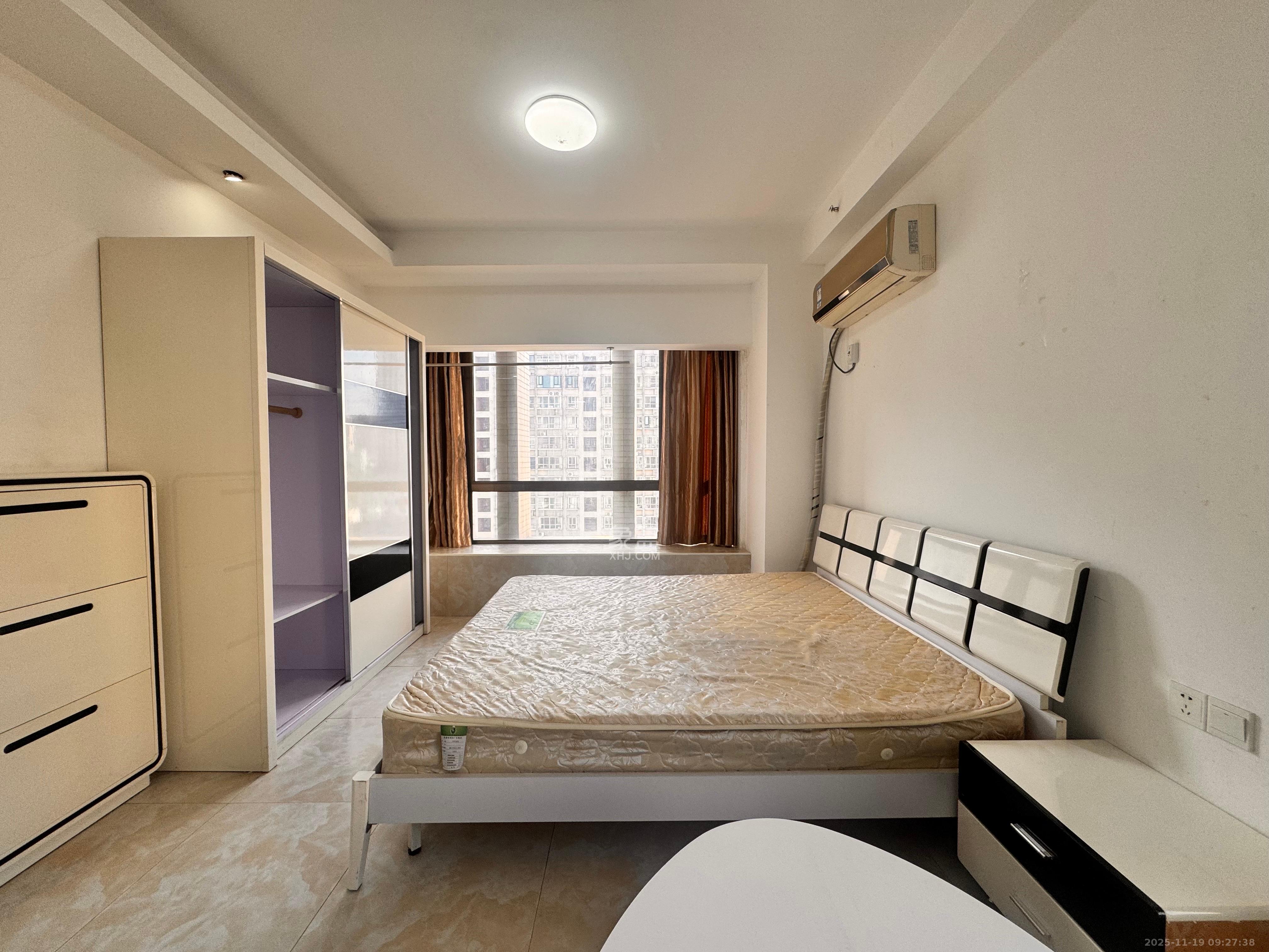 润沁园（润沁公馆）  1室1厅1卫    1600.0元/月室内图